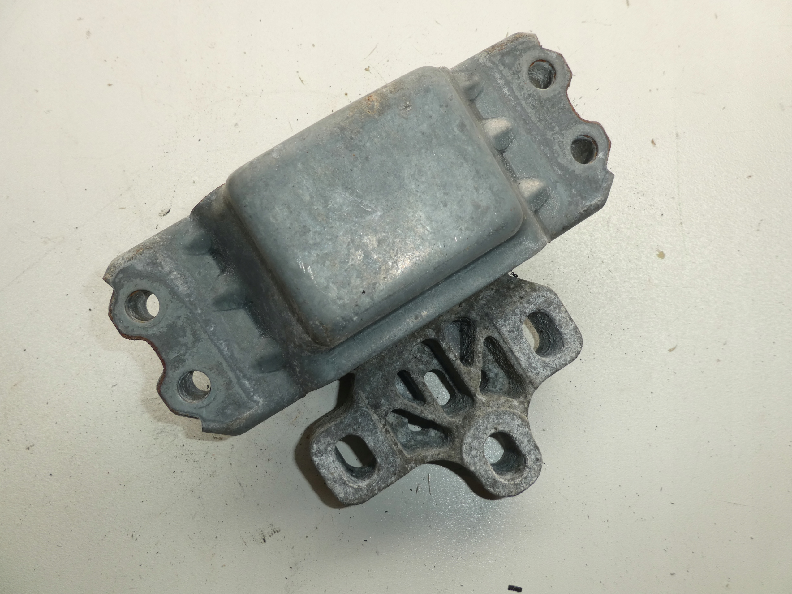 VW SHARAN 7N0 gearbox mount 7N0199555C