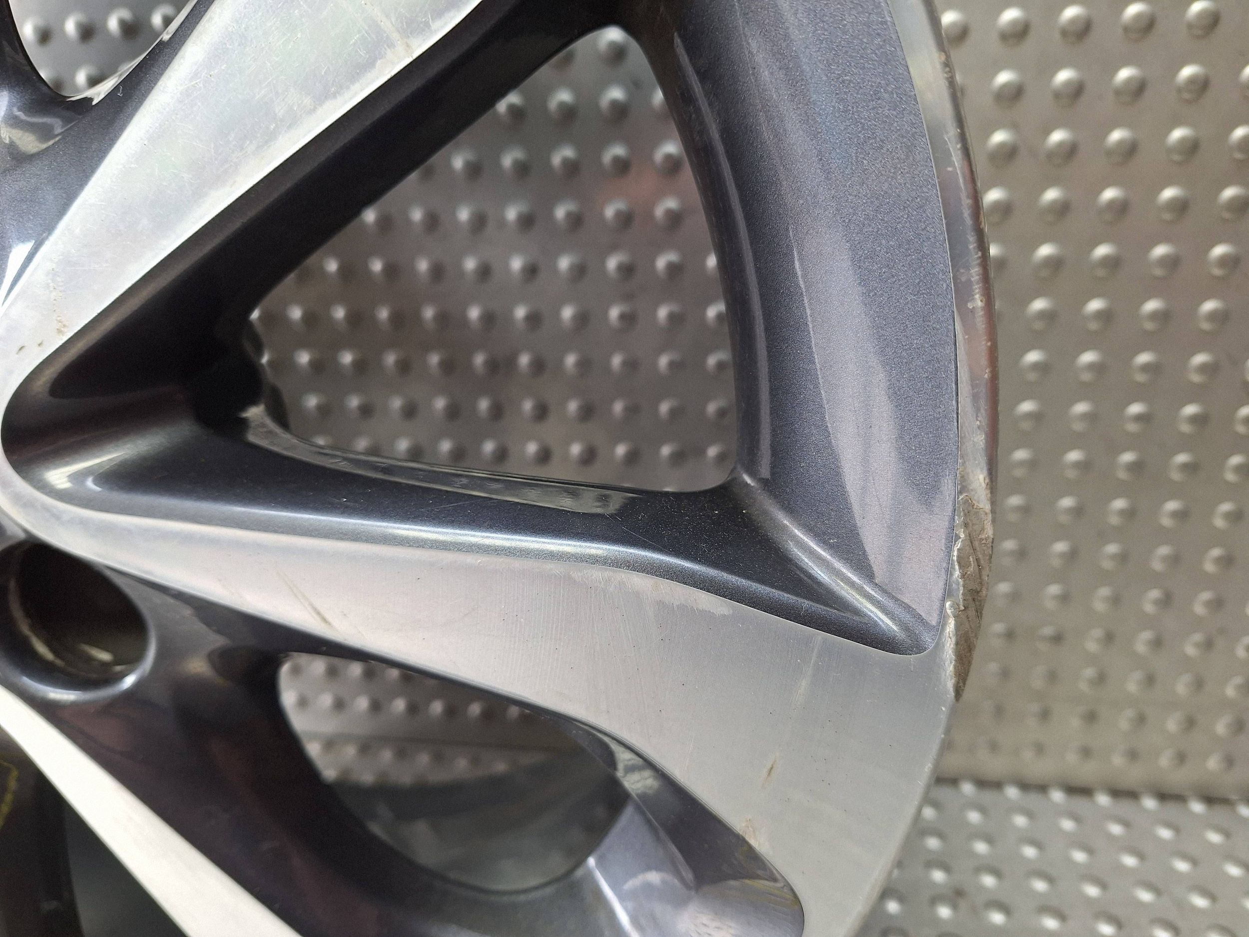 disk hliníkový NISSAN NOTE E11 16 KE409-3V101
