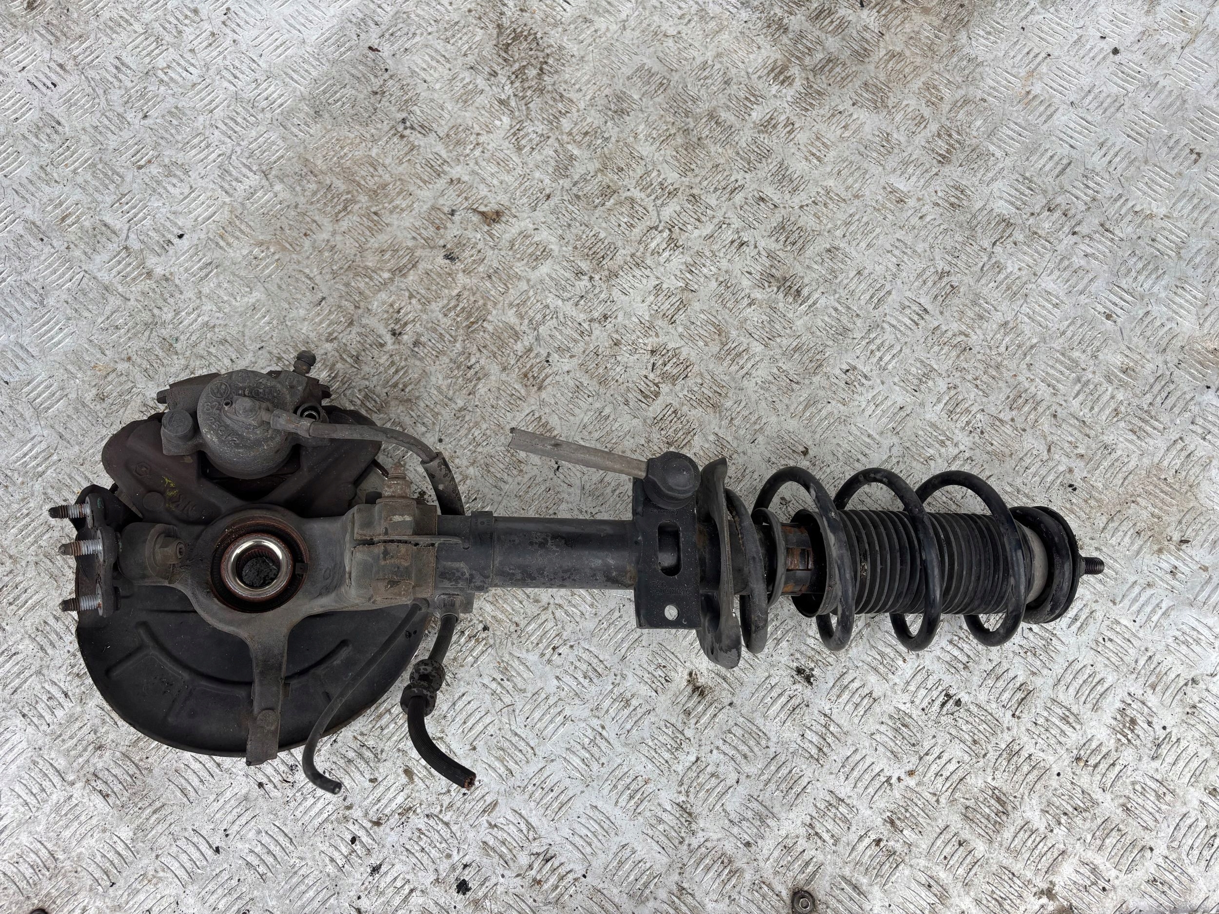 swing McPherson right VW POLO 6R 1.2 TDI