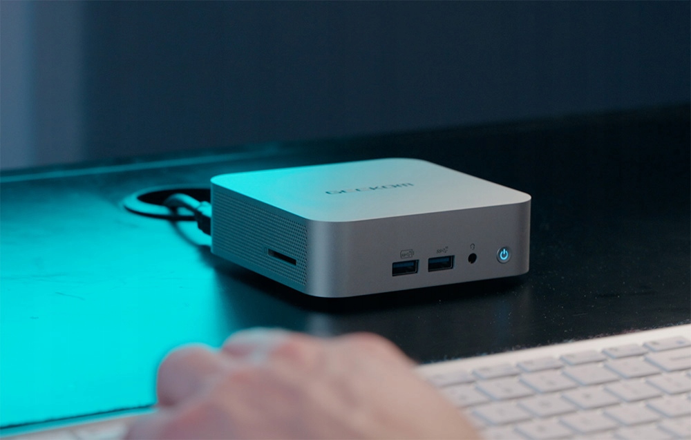 Mini PC GEEKOM A8 Ryzen 9 8945HS 32GB RAM 2TB - Sklep