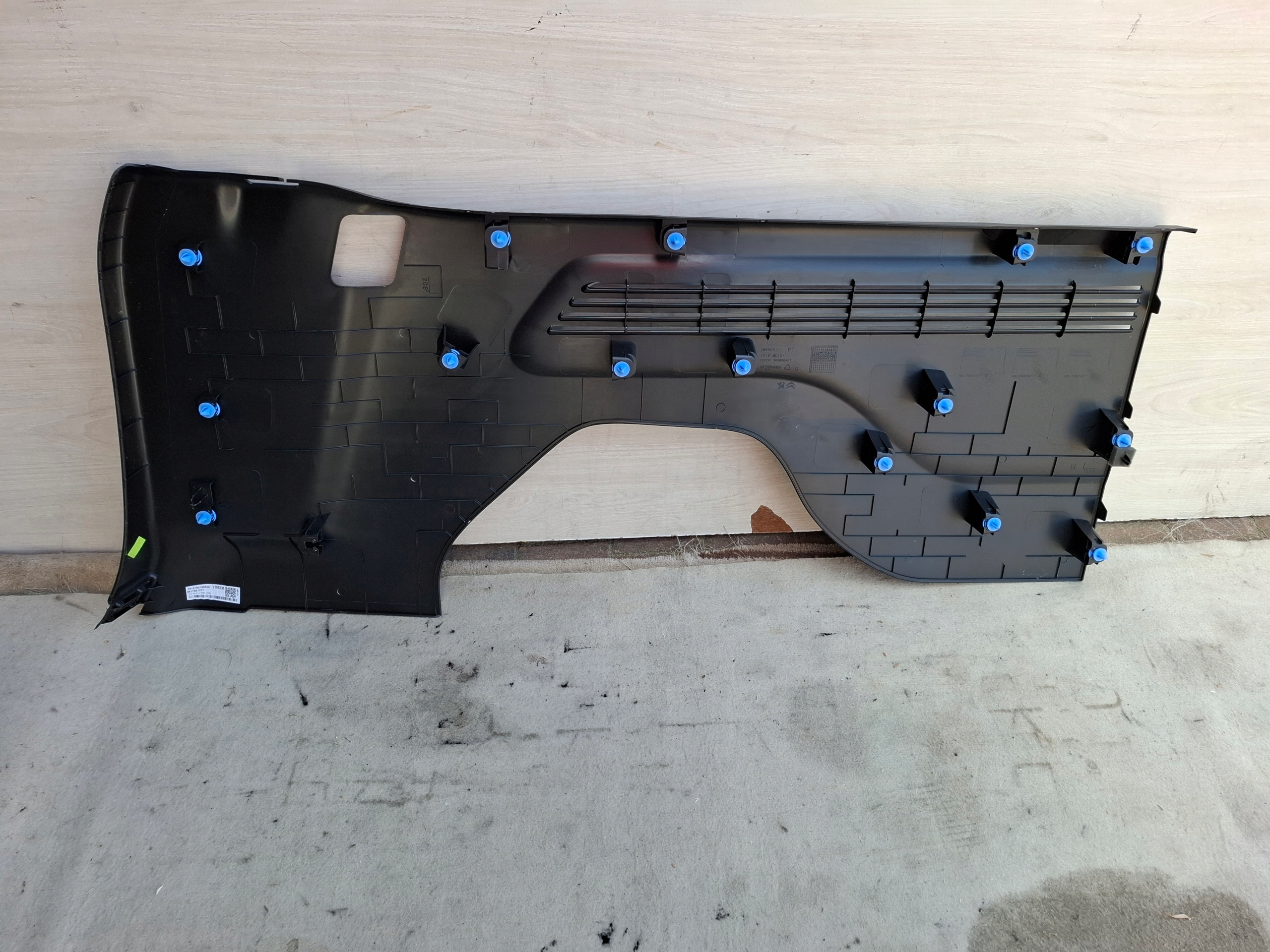 side upholstery boot left rear part PARTNER IV BERLINGO IV 24r