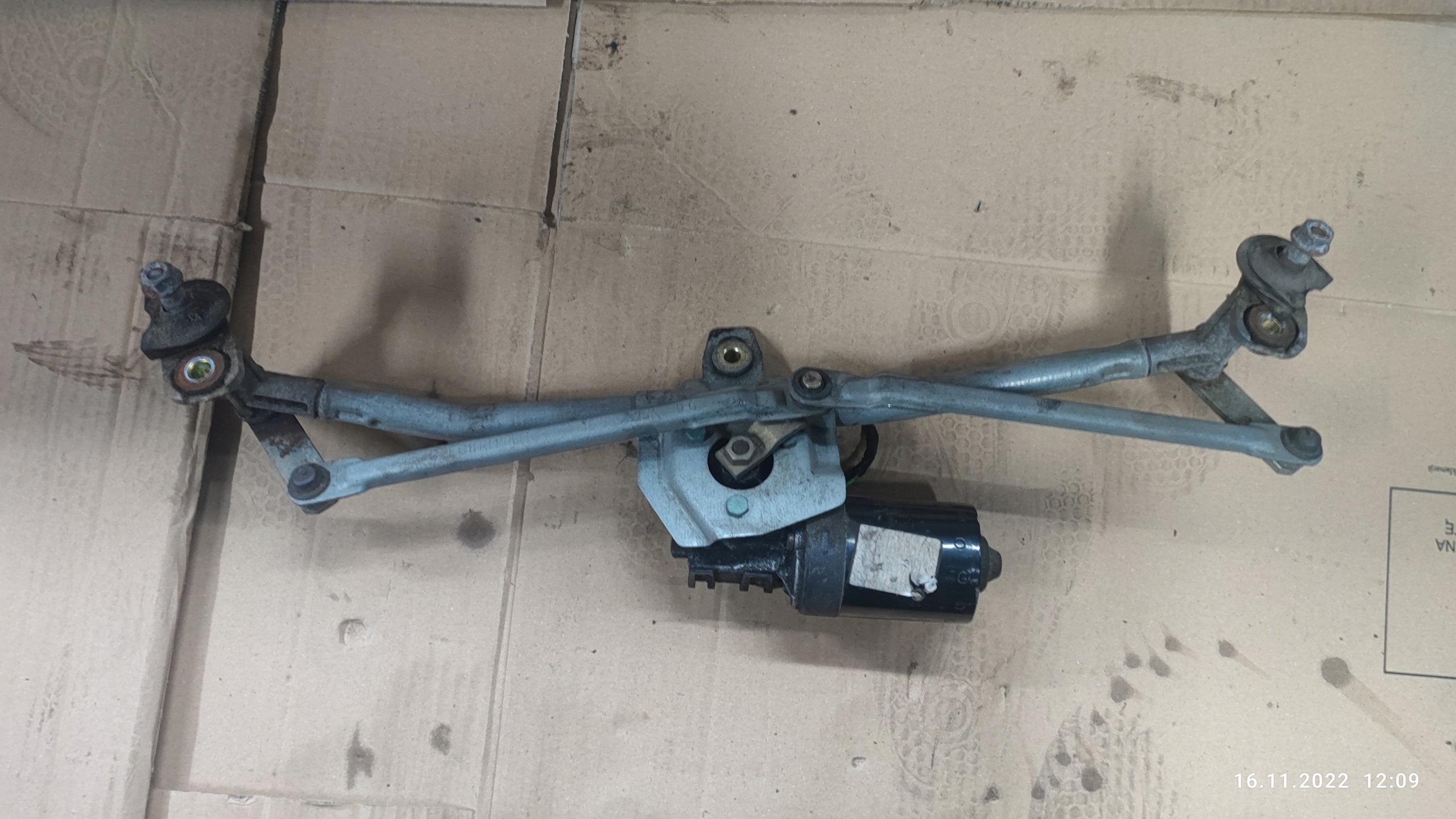VW GOLF IV 4 BORA Motor Wischer vorne KPL