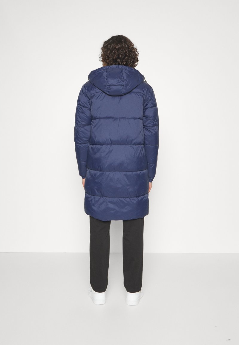 Płaszcz zimowy Jack & Jones M Linia regular