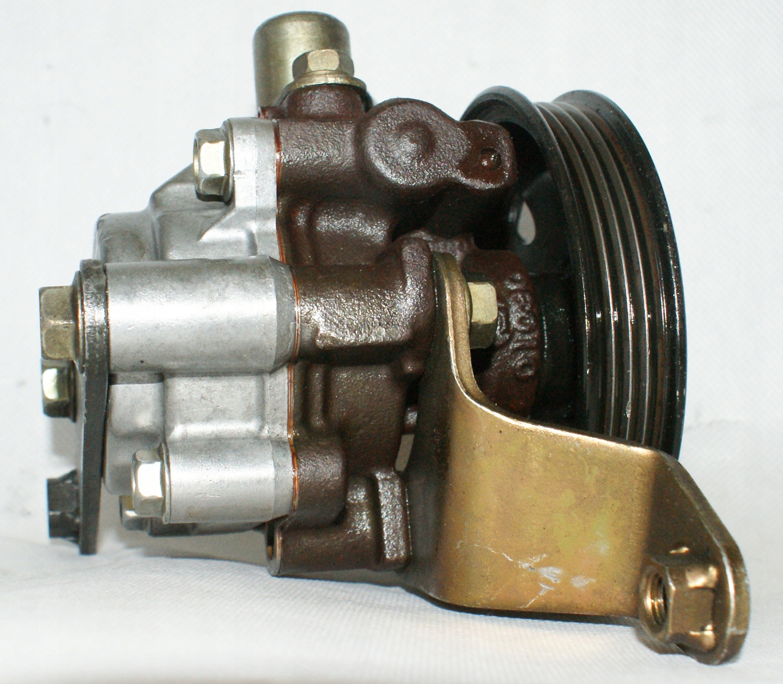 насос гур lexus ES300 RX330 HIGHLANDER