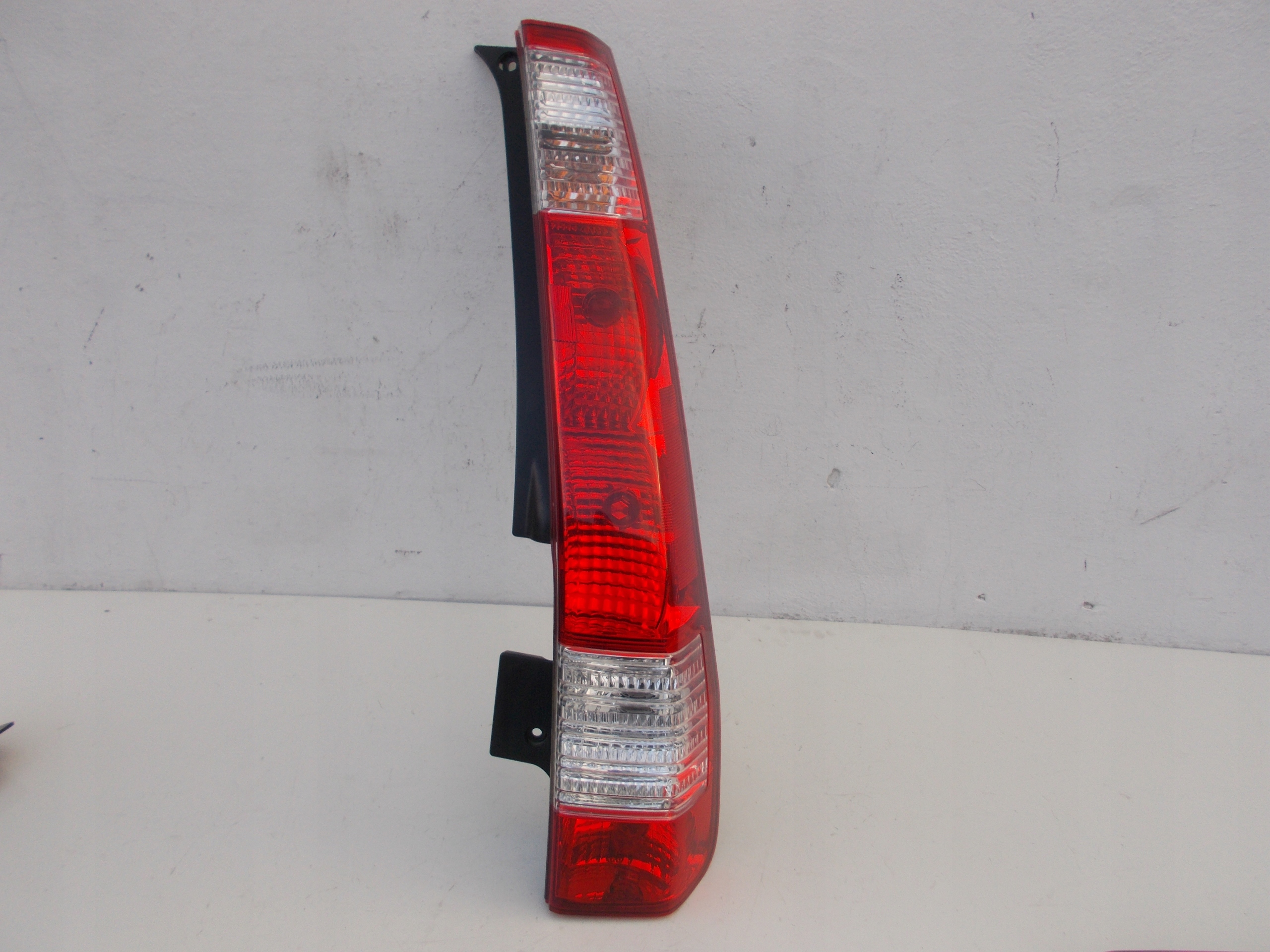 фонарь Honda CRV II 2 РЕСТАЙЛИНГ правый