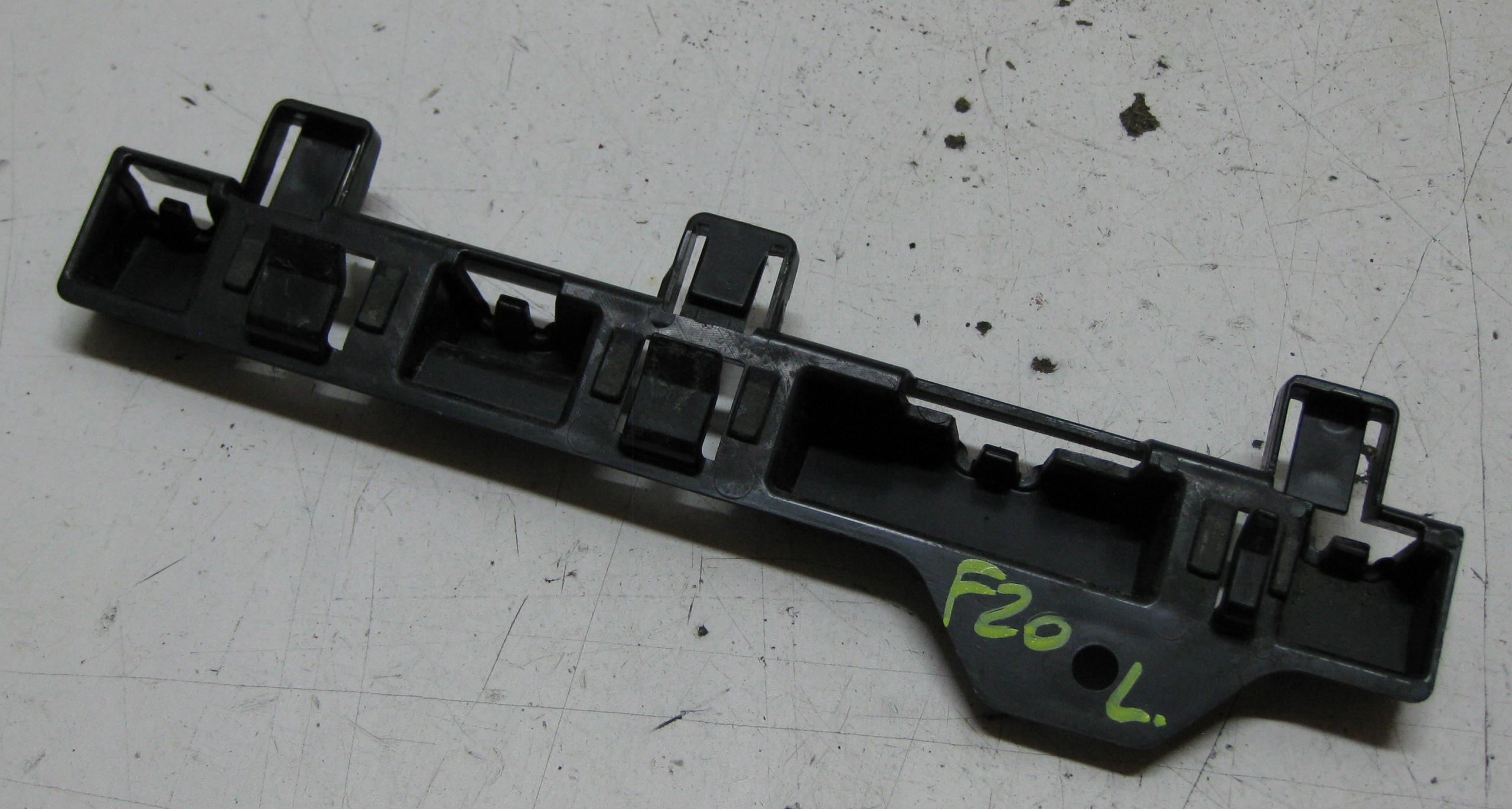 BMW F20 1.6i 14R support of the threshold left front 7240873
