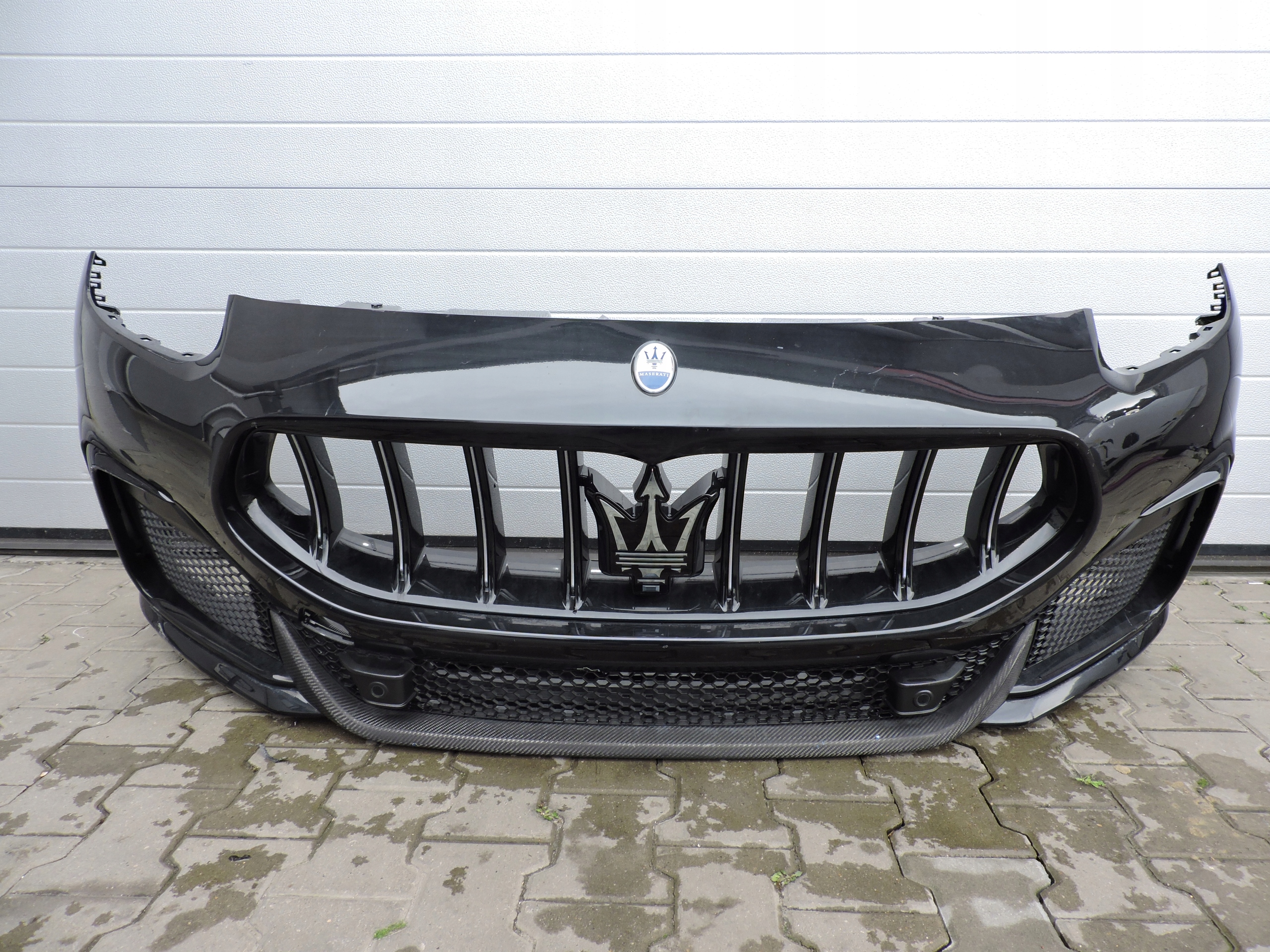 ZDERZAK PRZÓD MASERATI GRECALE TROFEO CARBON 3.0