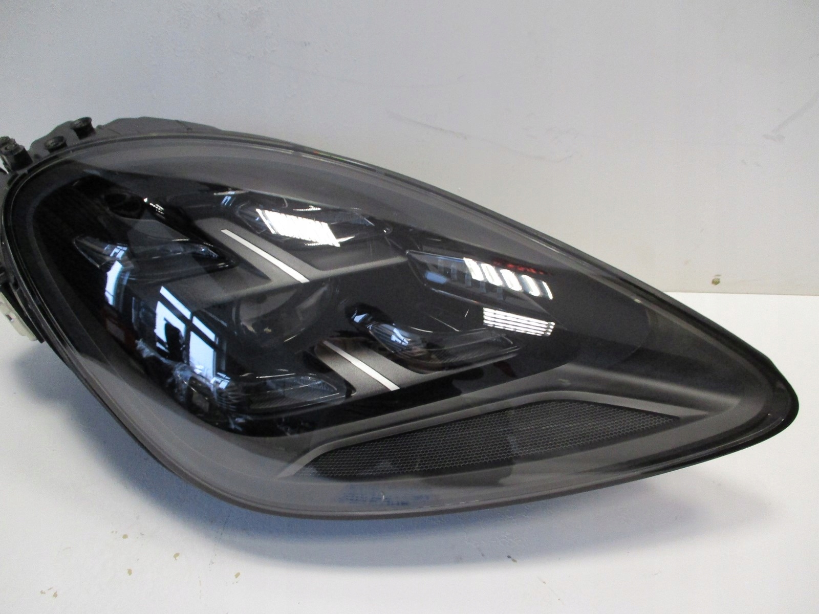 Lampa Cayenne 9Y0 FULL LED 9Y0941104B Typ samochodu Samochody osobowe