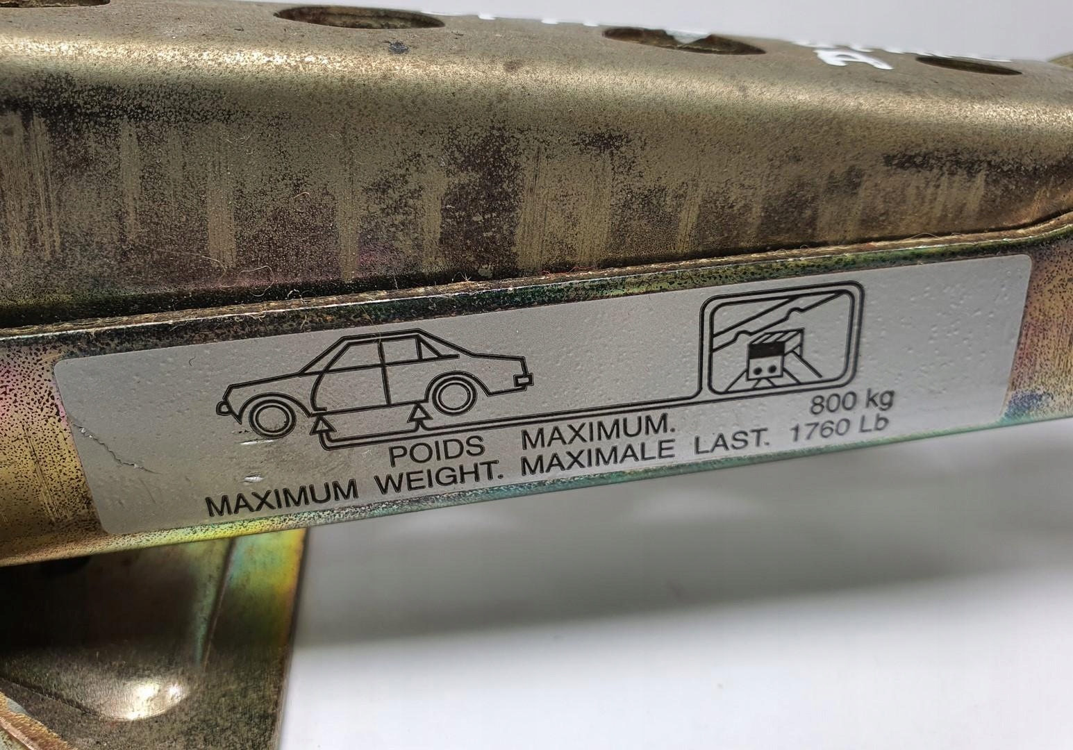 LEWAREK PODNOŚNIK KLUCZ MITSUBISHI SPACE STAR Marka Mitsubishi