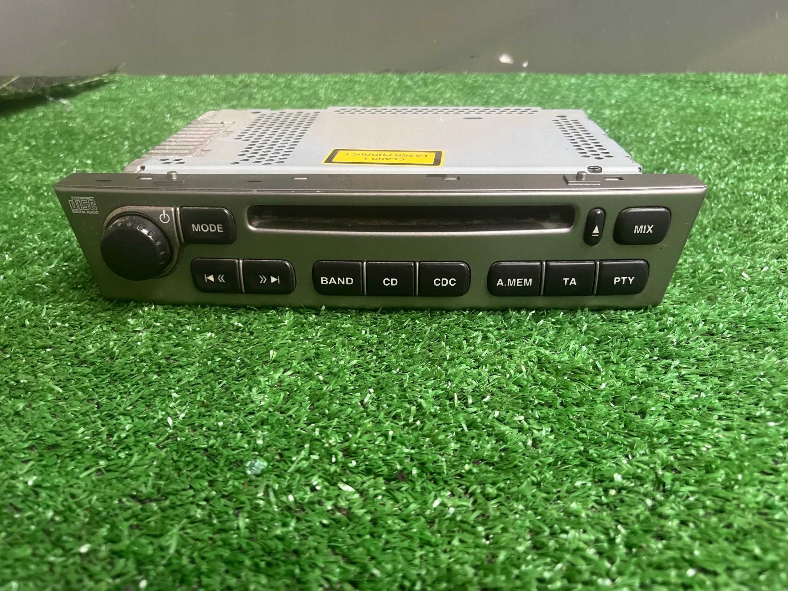 RADIO FABRYCZNE CD JAGUAR X-TYPE 9X43-18B876-DC