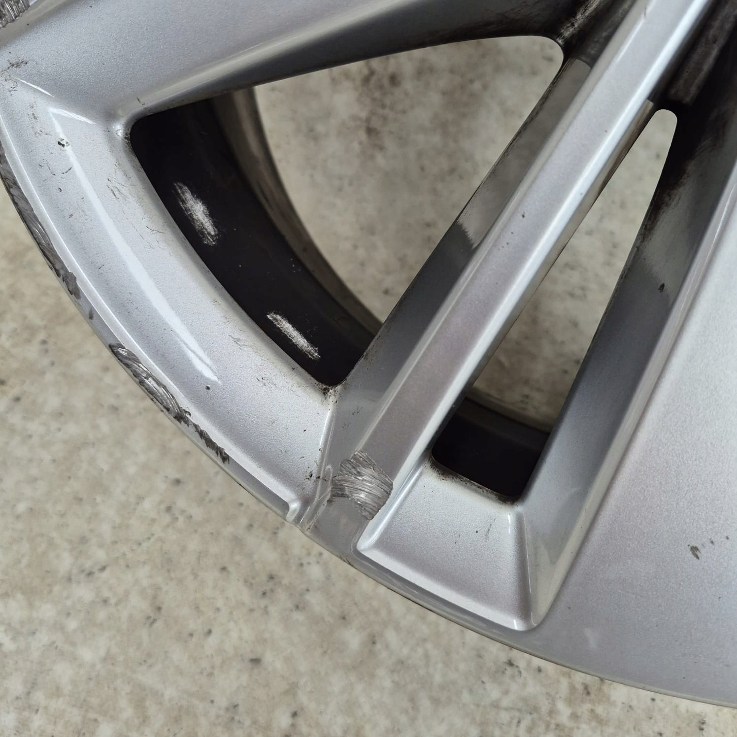 SKODA disk hliníkový 17" 57A601025