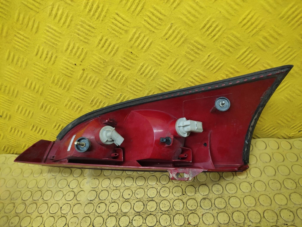 FORD FOCUS MK1 light right rear part 1M5113404