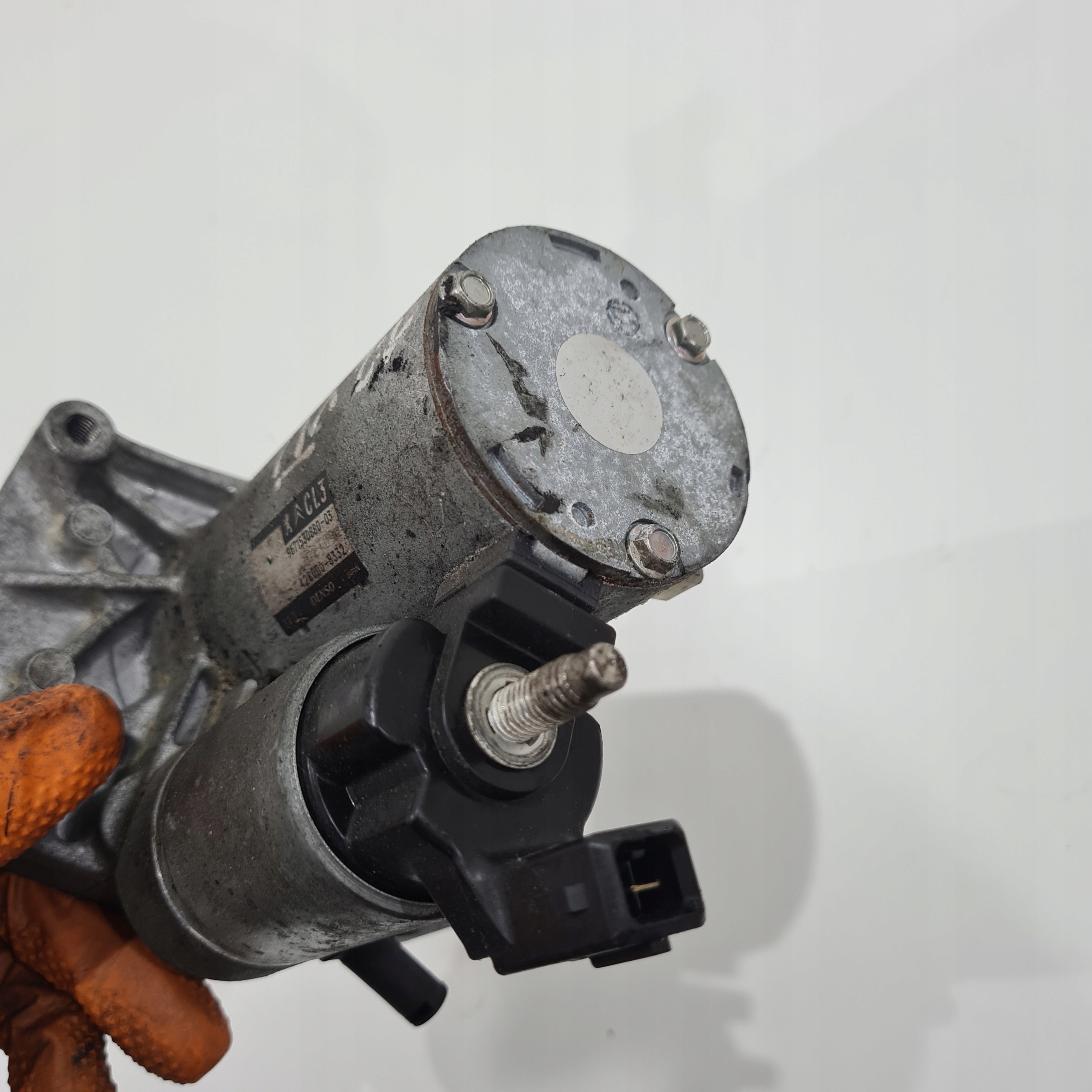 starter PEUGEOT CITROEN 1.2 VTI 9671530880