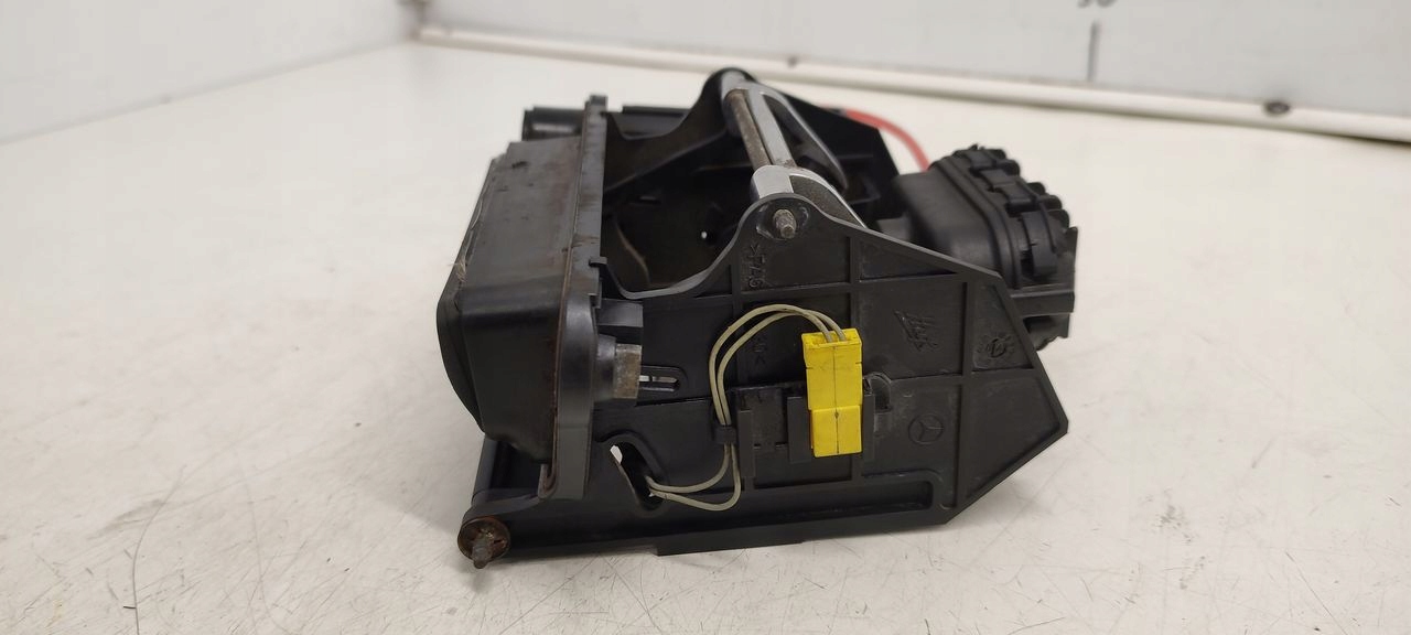 insert de la serrure portière clé Mercedes W220