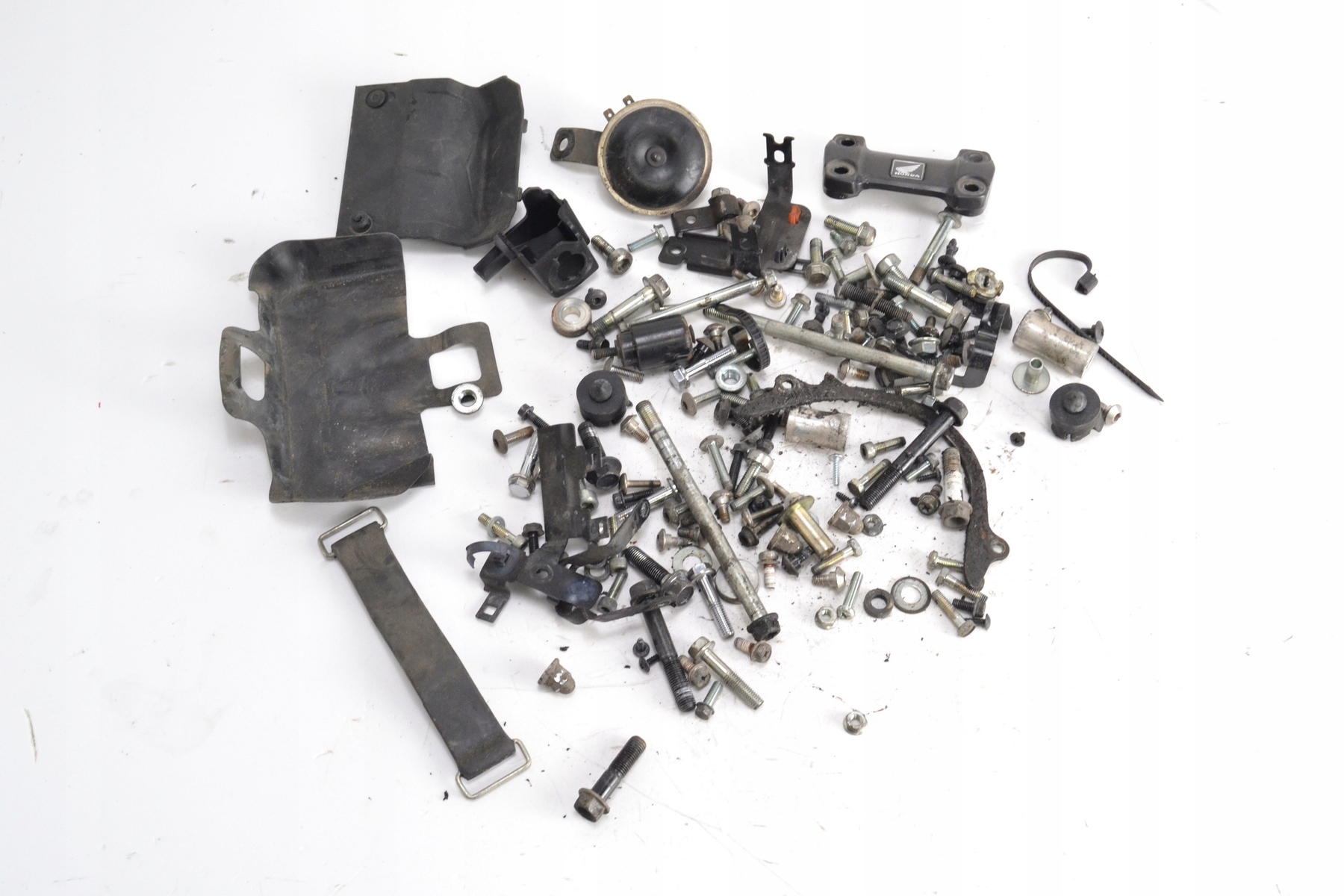 Śruby stelaż wypełnienie HONDA CB 500 X 13-15