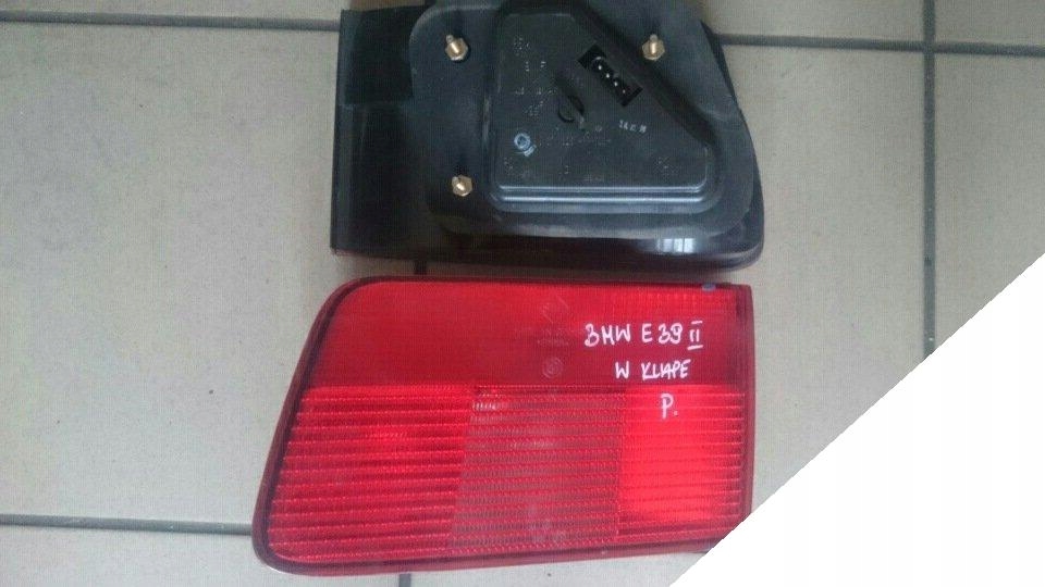 BMW 5 E39 KOMBI 95-00 LAMPA PRAWA TYLNA W KLAPĘ