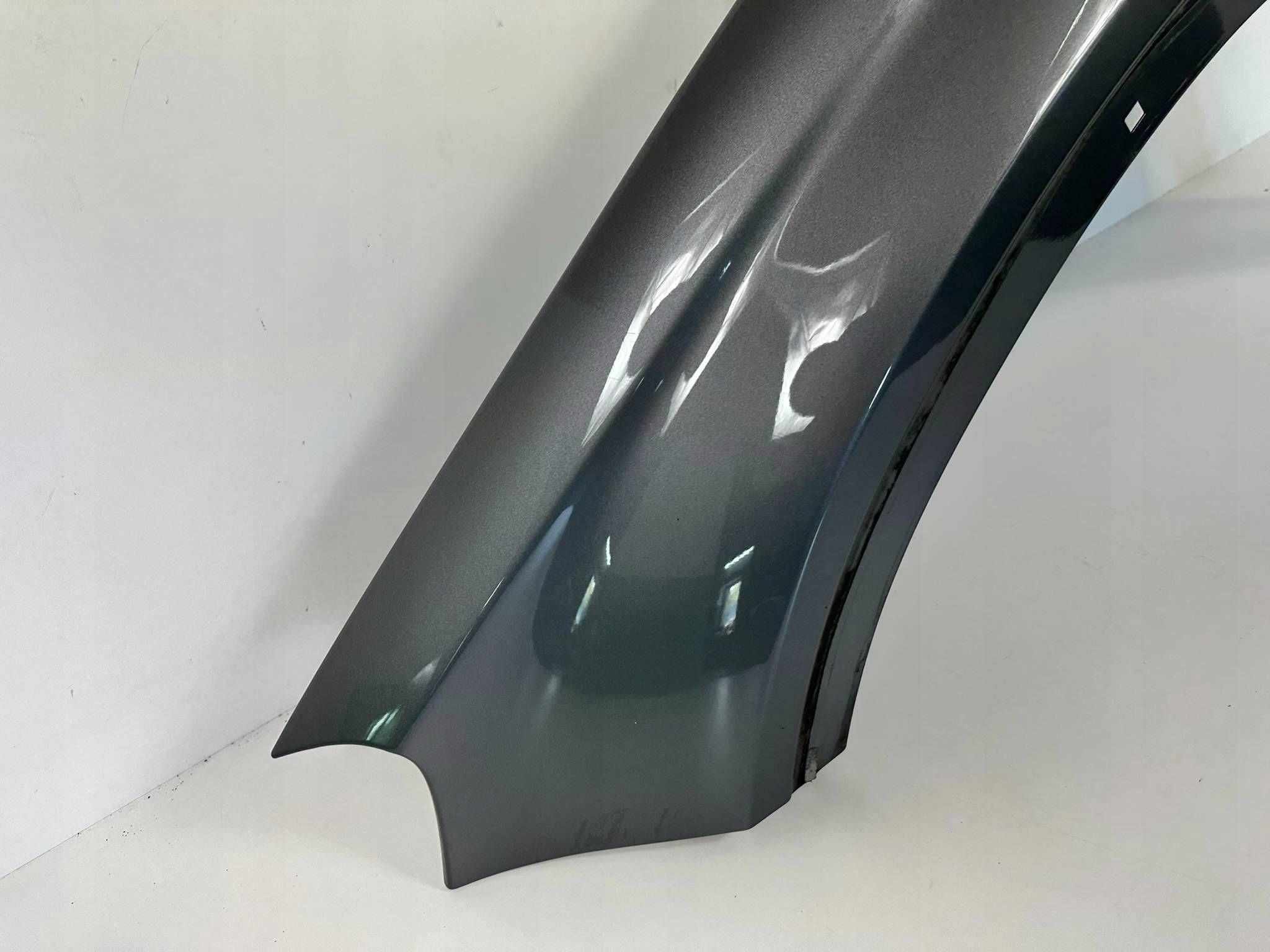 Mercedes-Benz GLA W156 2017 left fender front 787 A1568810101