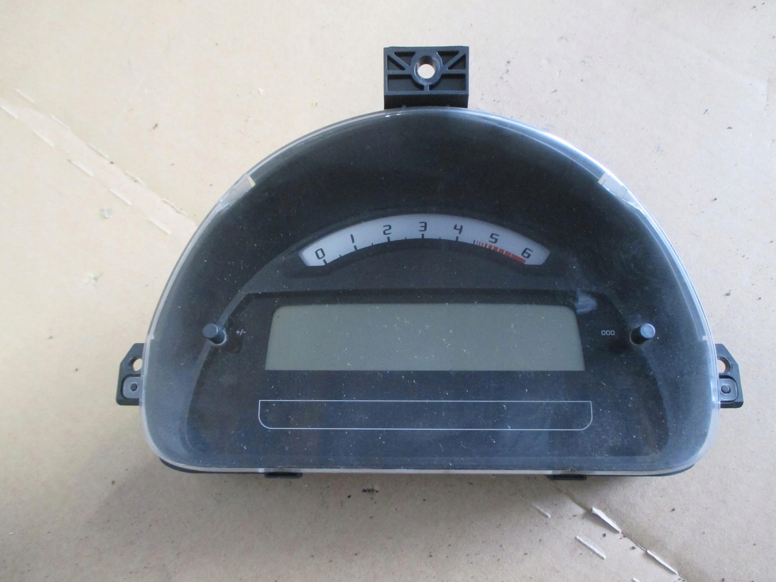 D02 - CITROEN C2 C3 2003-2009 счетчик часы P9660225880