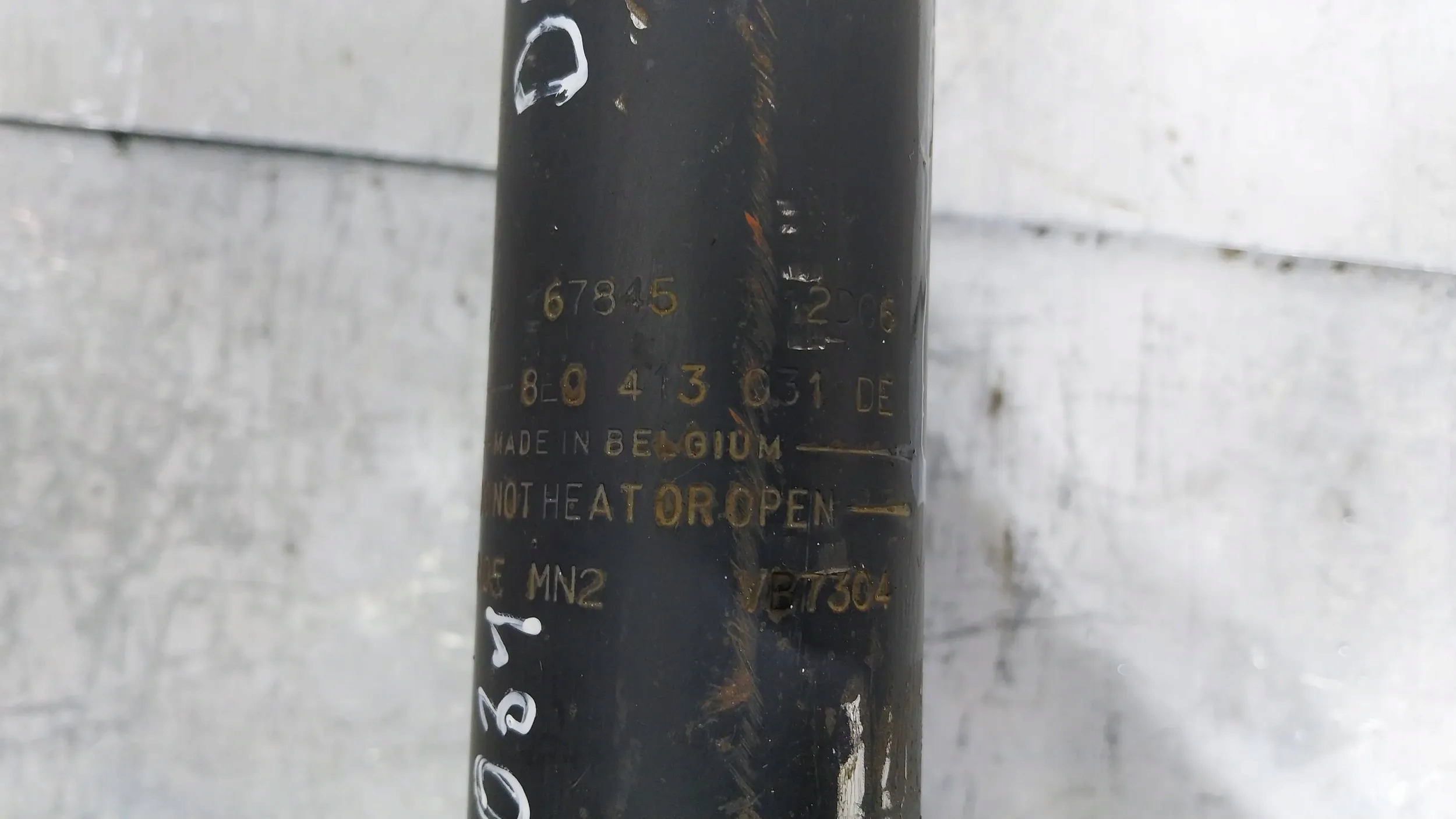 shock absorber front right McPherson 8E0413031DE Audi A4 B7