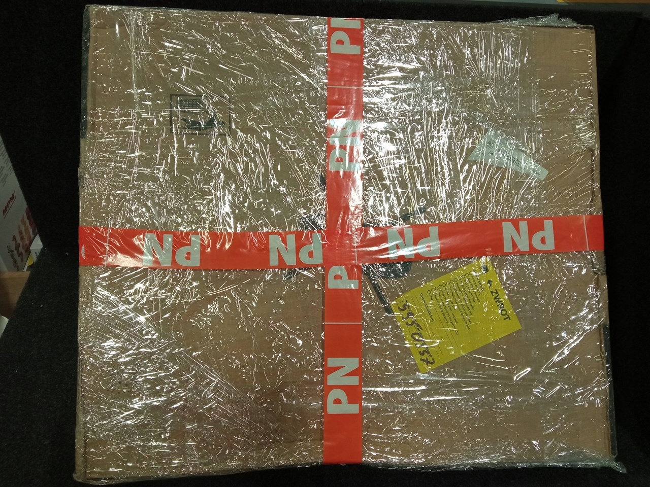 Płyta AMICA PC6400ZH, uszkodzona Model PC6400ZH