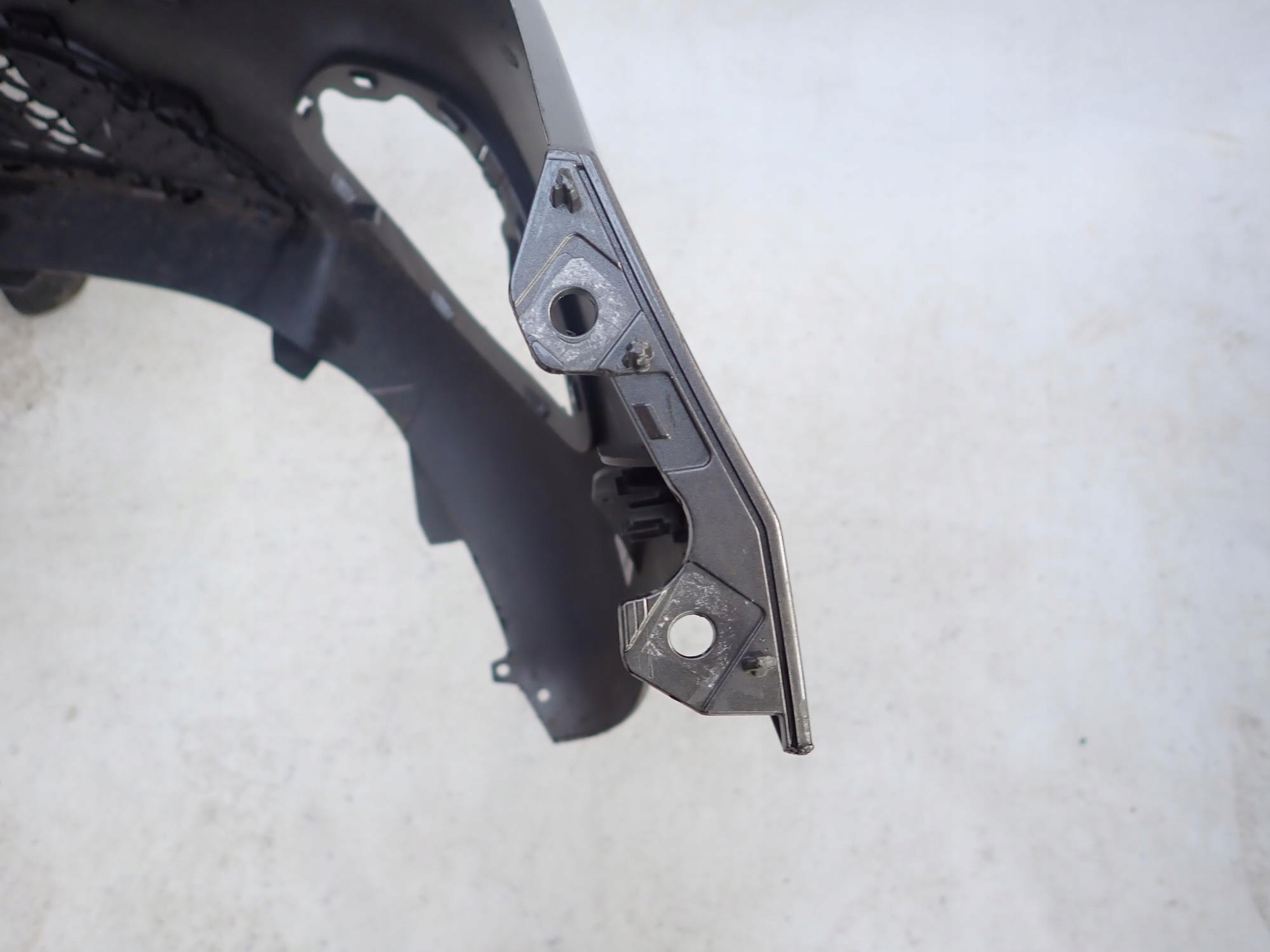 MERCEDES A-KLASA IV 4 W177 LIFT 22-> bumper front front PDC