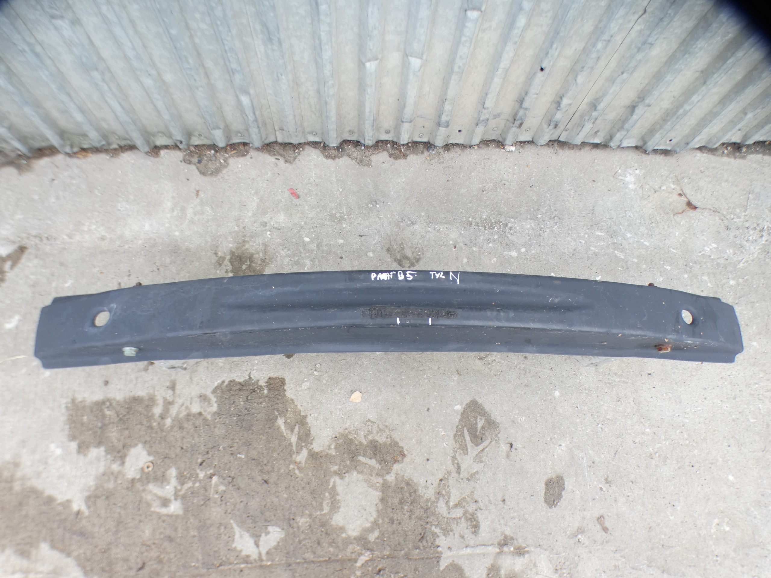 bumper support rear part VOLKSWAGEN PASSAT B5 00