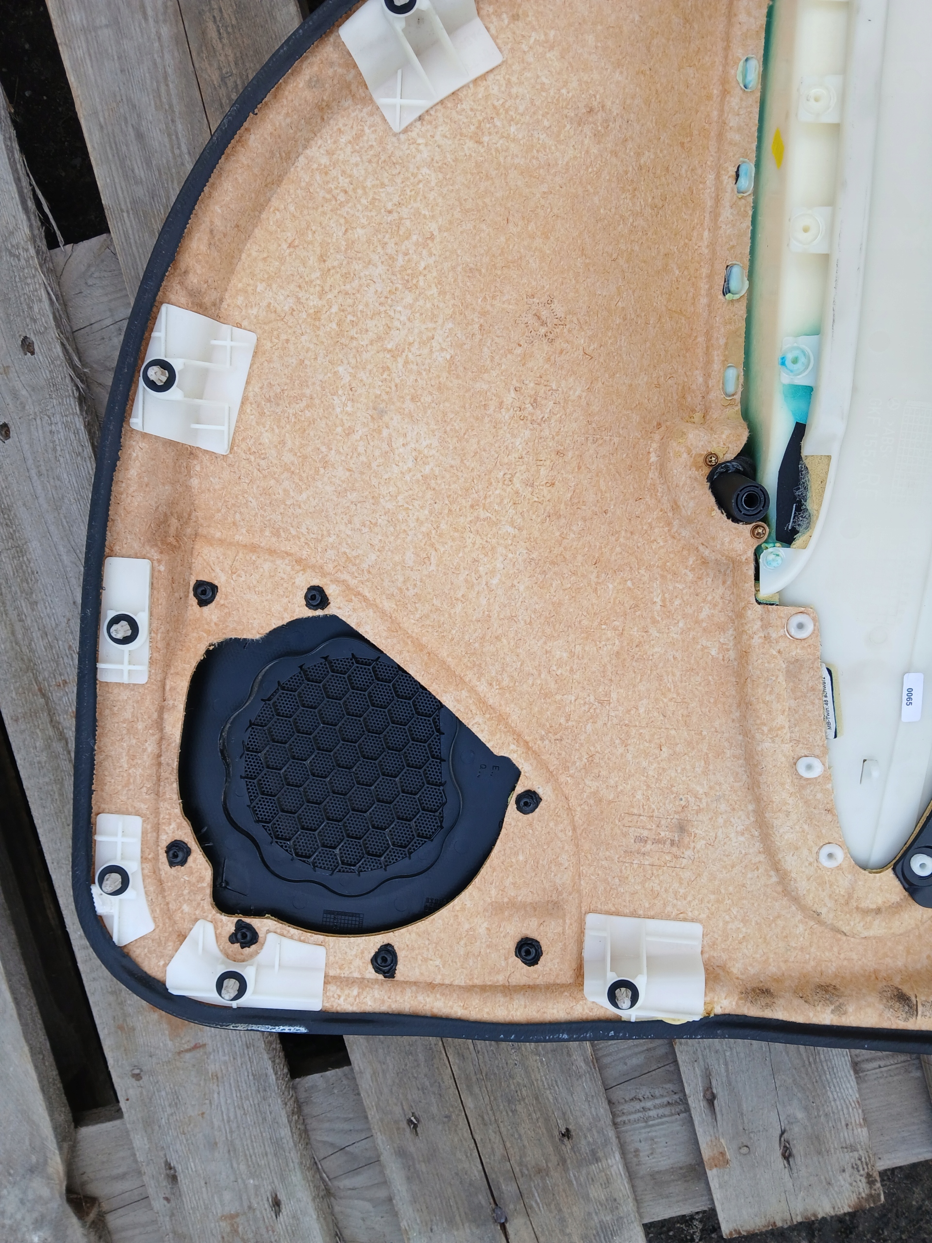 MERCEDES W203 side upholstery right rear part leather