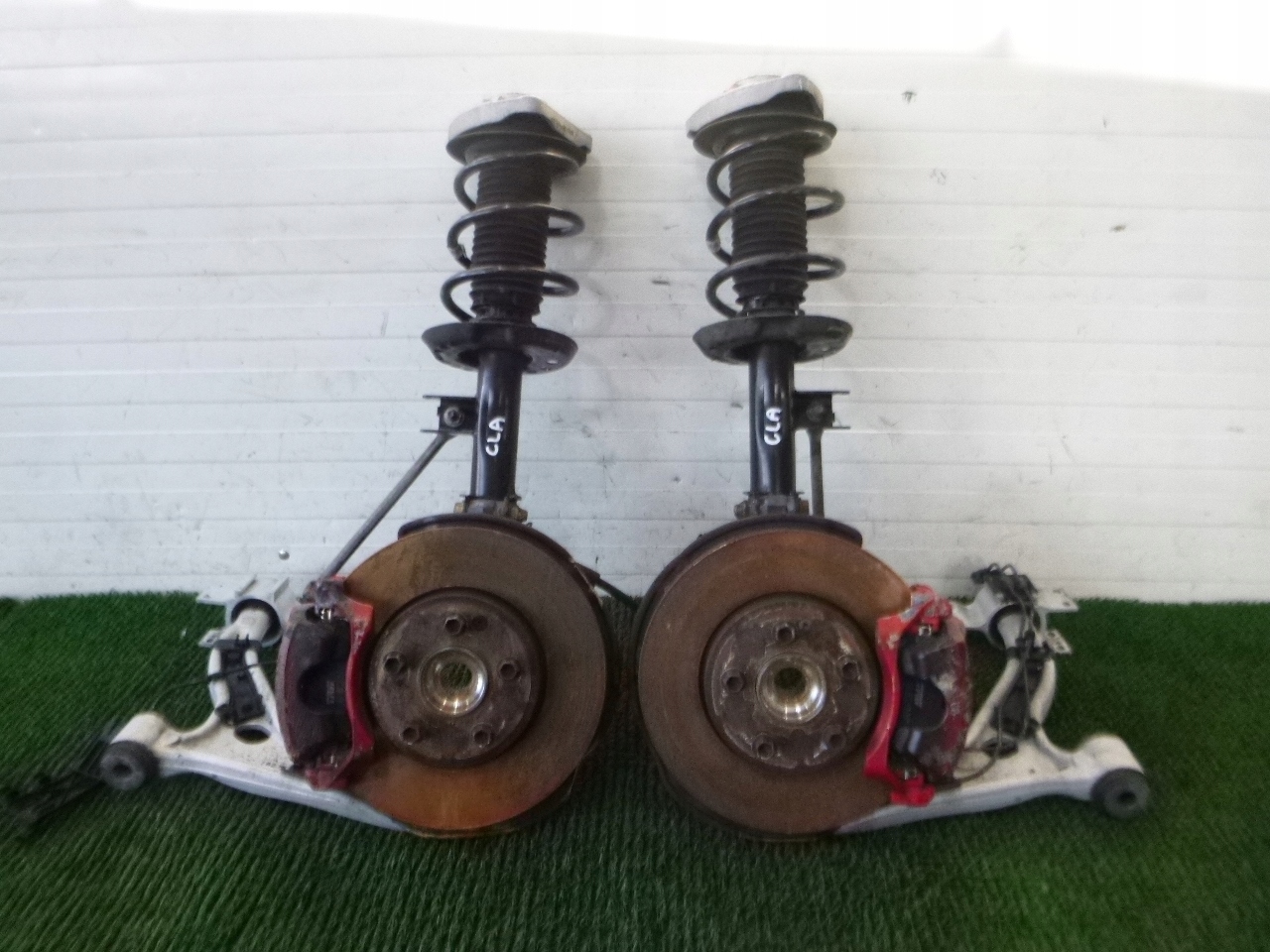 CLA W117 2.2 CDI MCPERSON кроссовер правый левый OEM