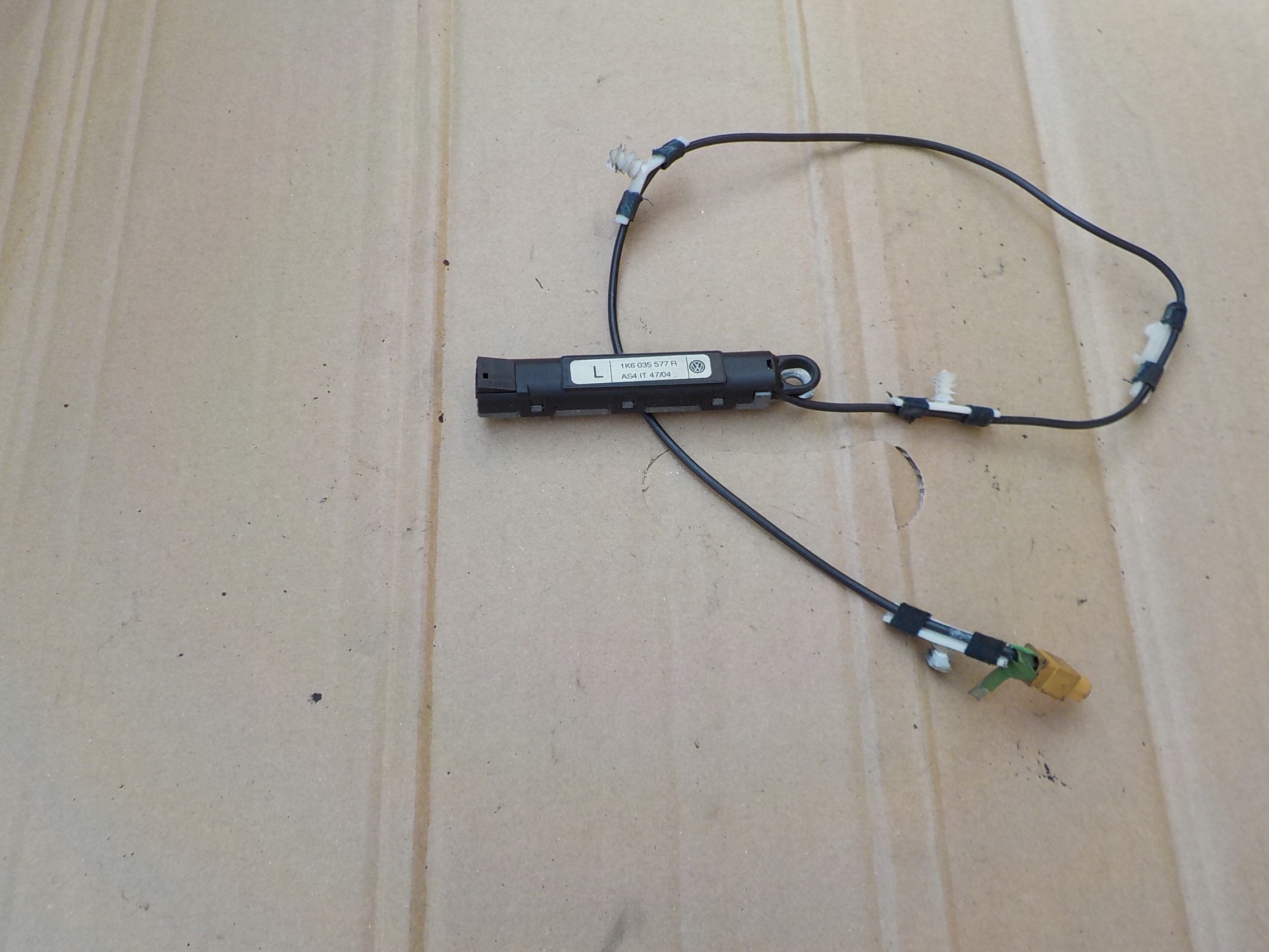 amplifier anteny vw golf V 1K6035577R