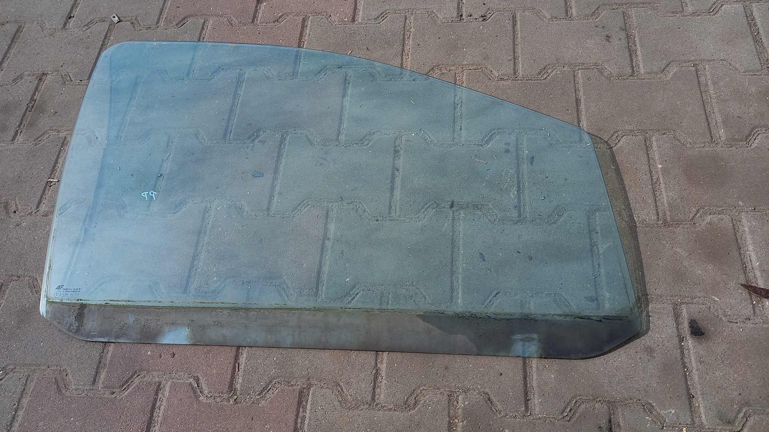 SZYBA PRAWA PRZÓD VW SHARAN 97R