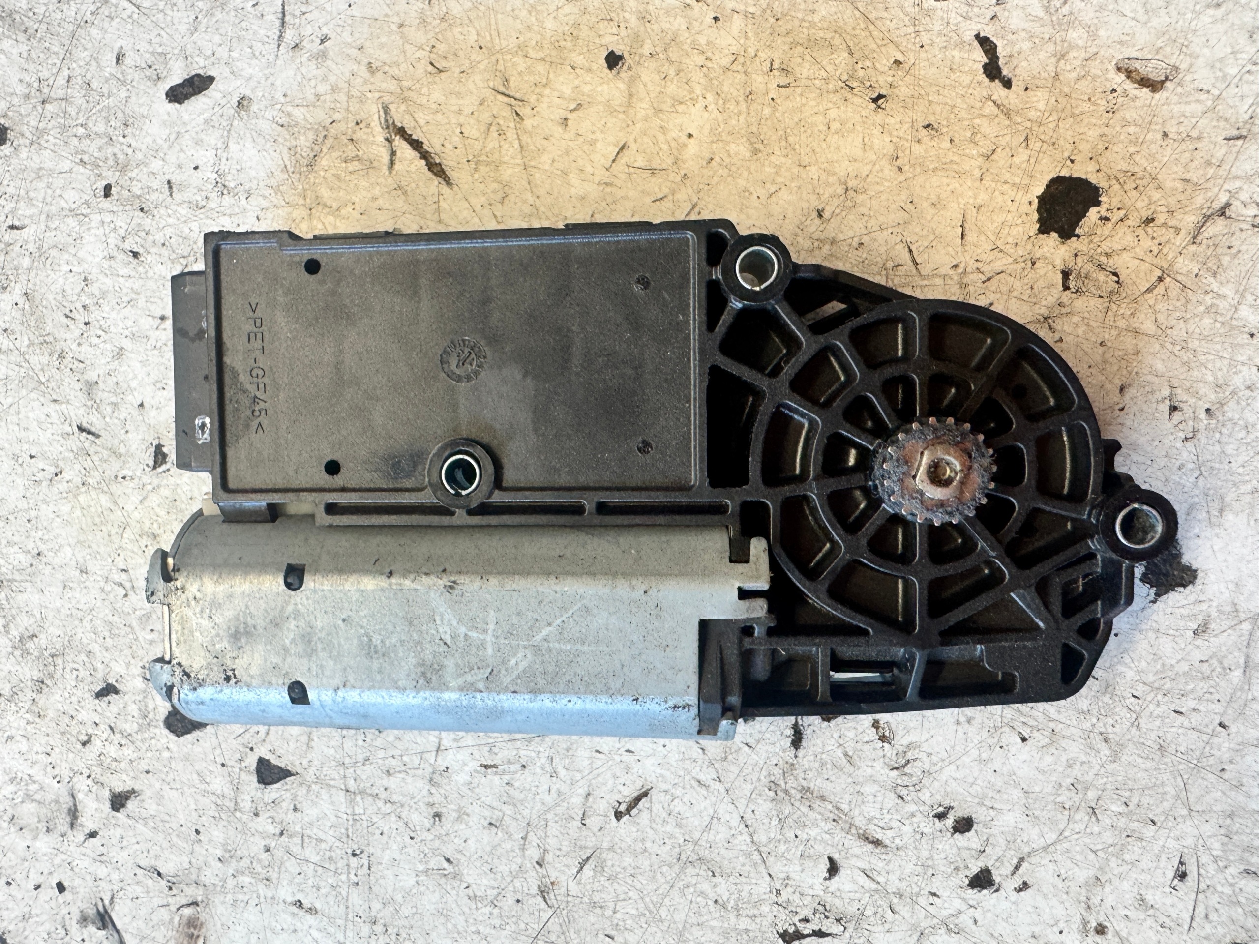 OPEL CORSA E engine mini motor SZYBERACHU 13434014 13198856