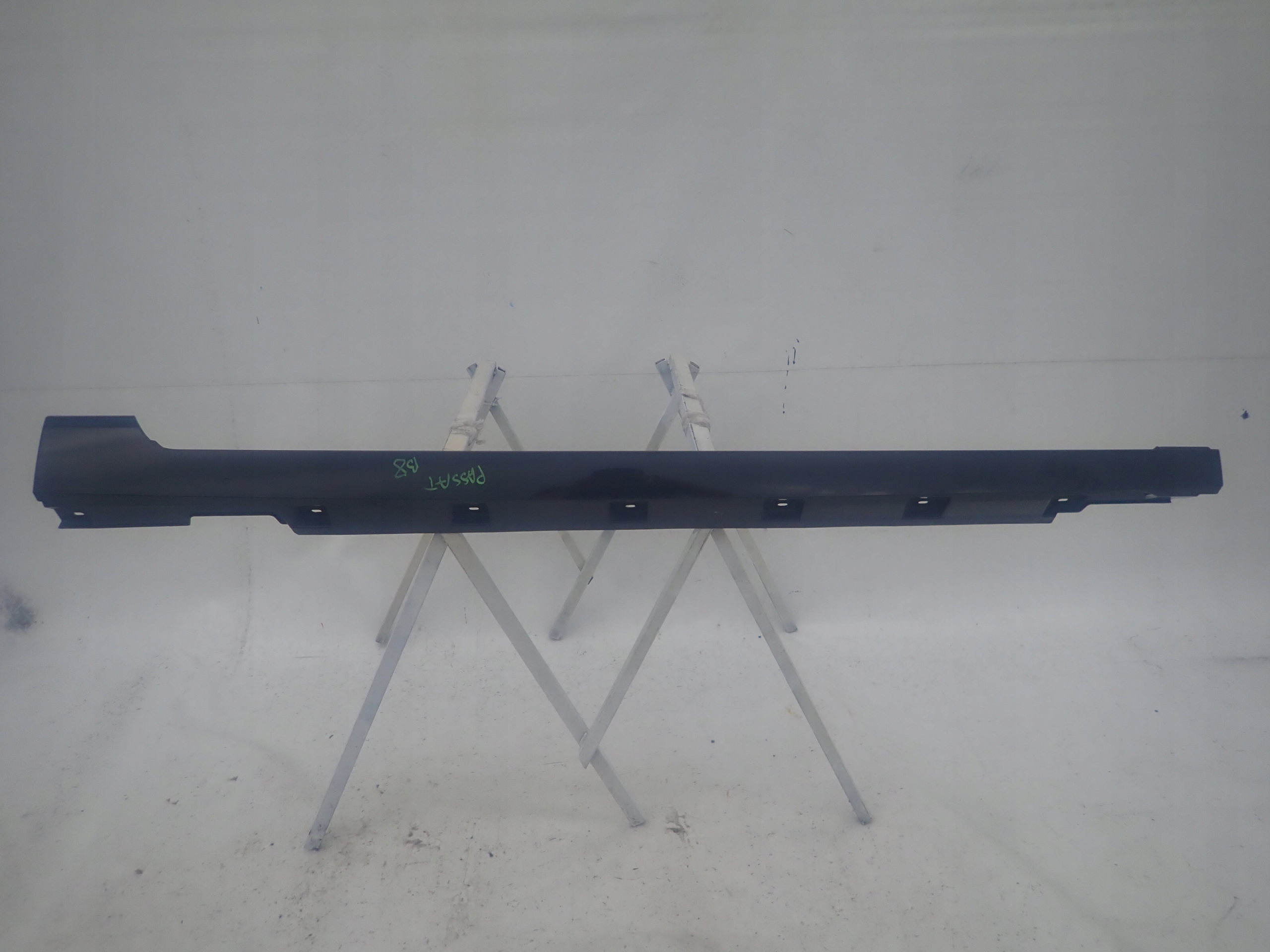 VW PASSAT B8 14- threshold right moulding threshold right
