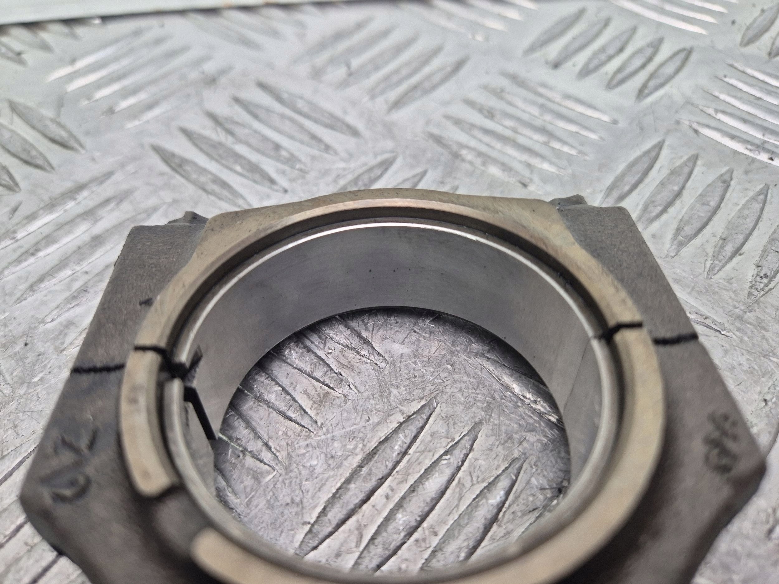 piston avec bielle BMW 5 E60 520d 0840BB