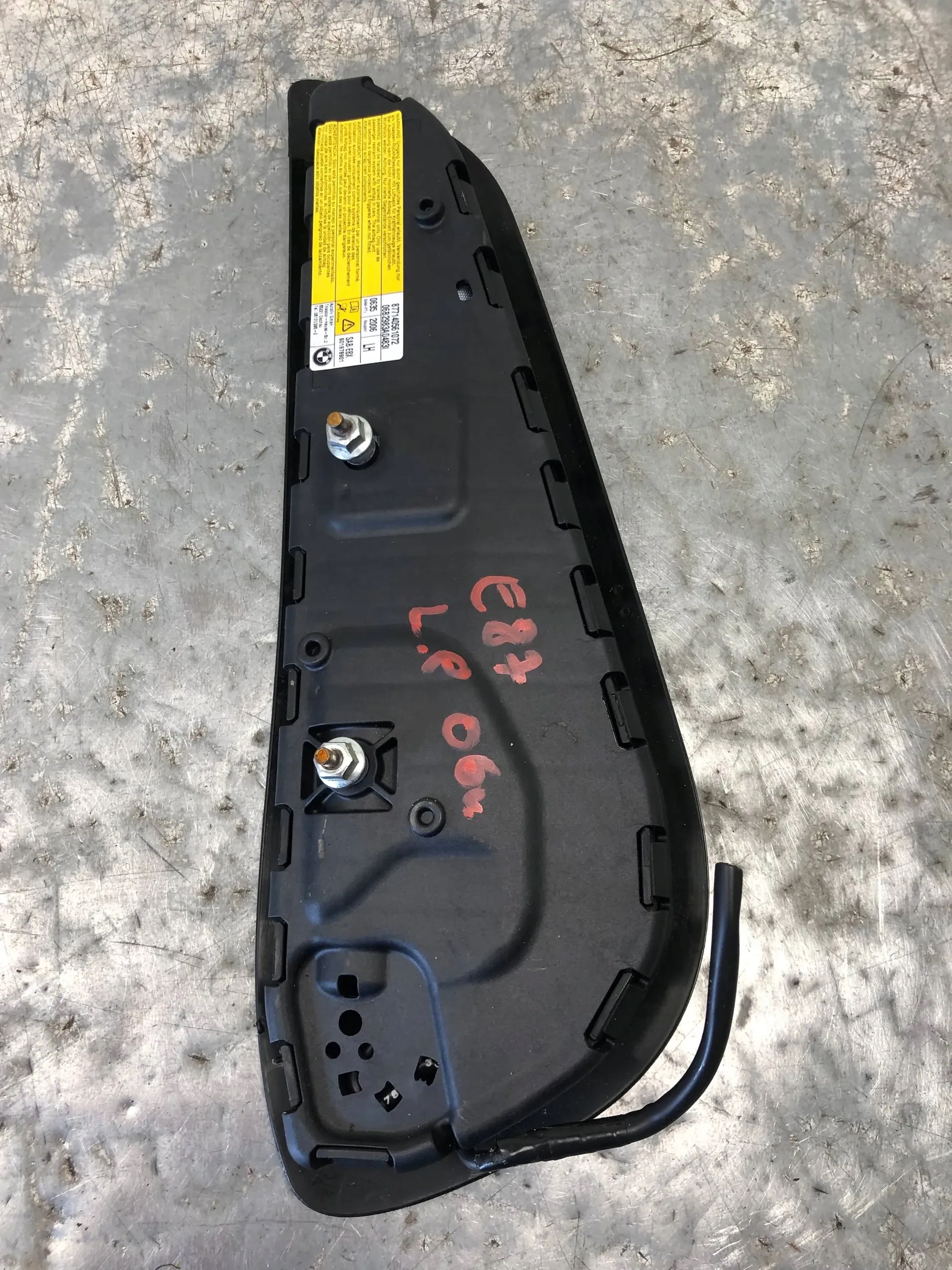 airbag airbag seat left front BMW E87 877140561072