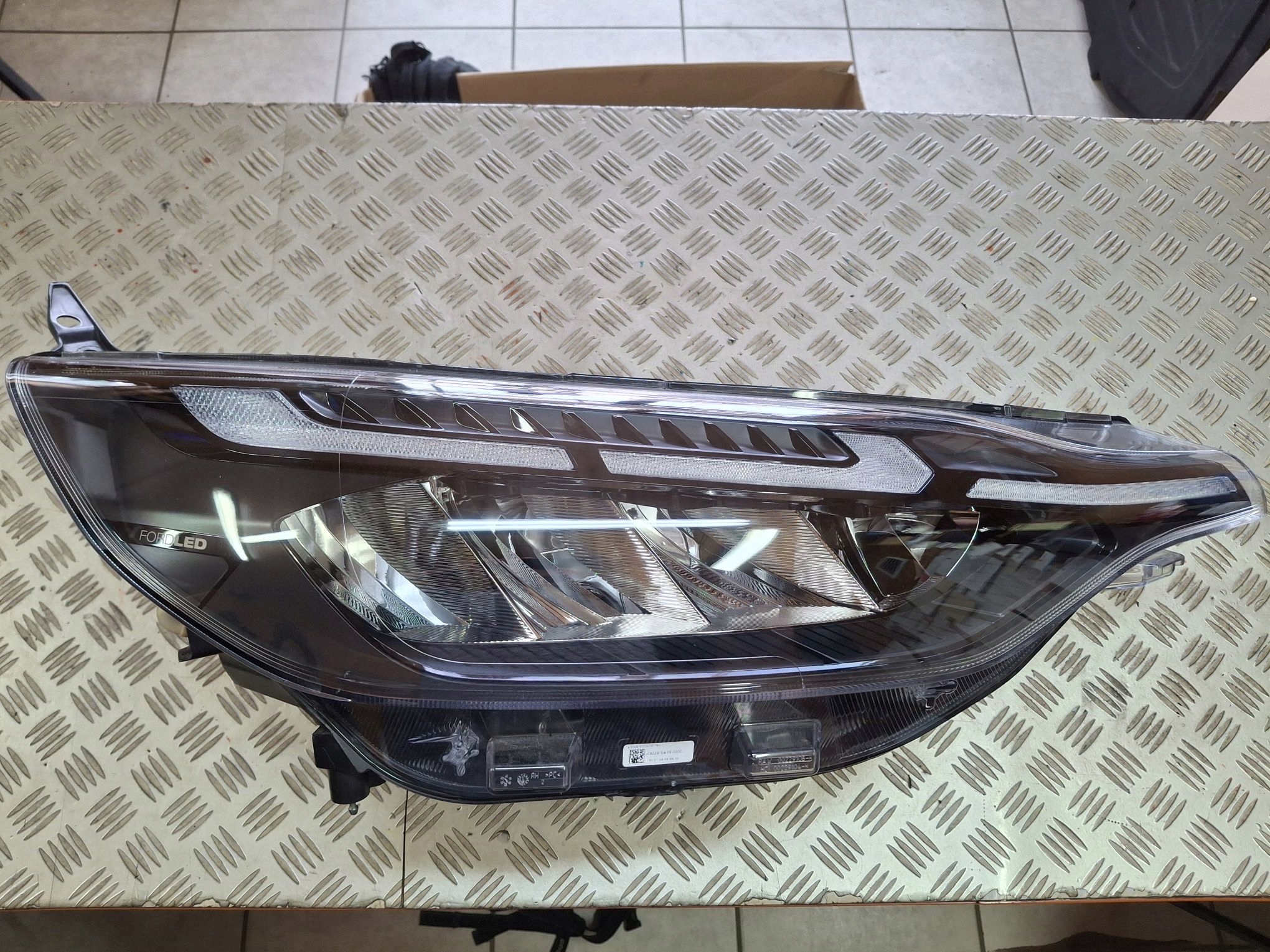 light right front FULL LED FORD CUSTOM II MK2 2023R->