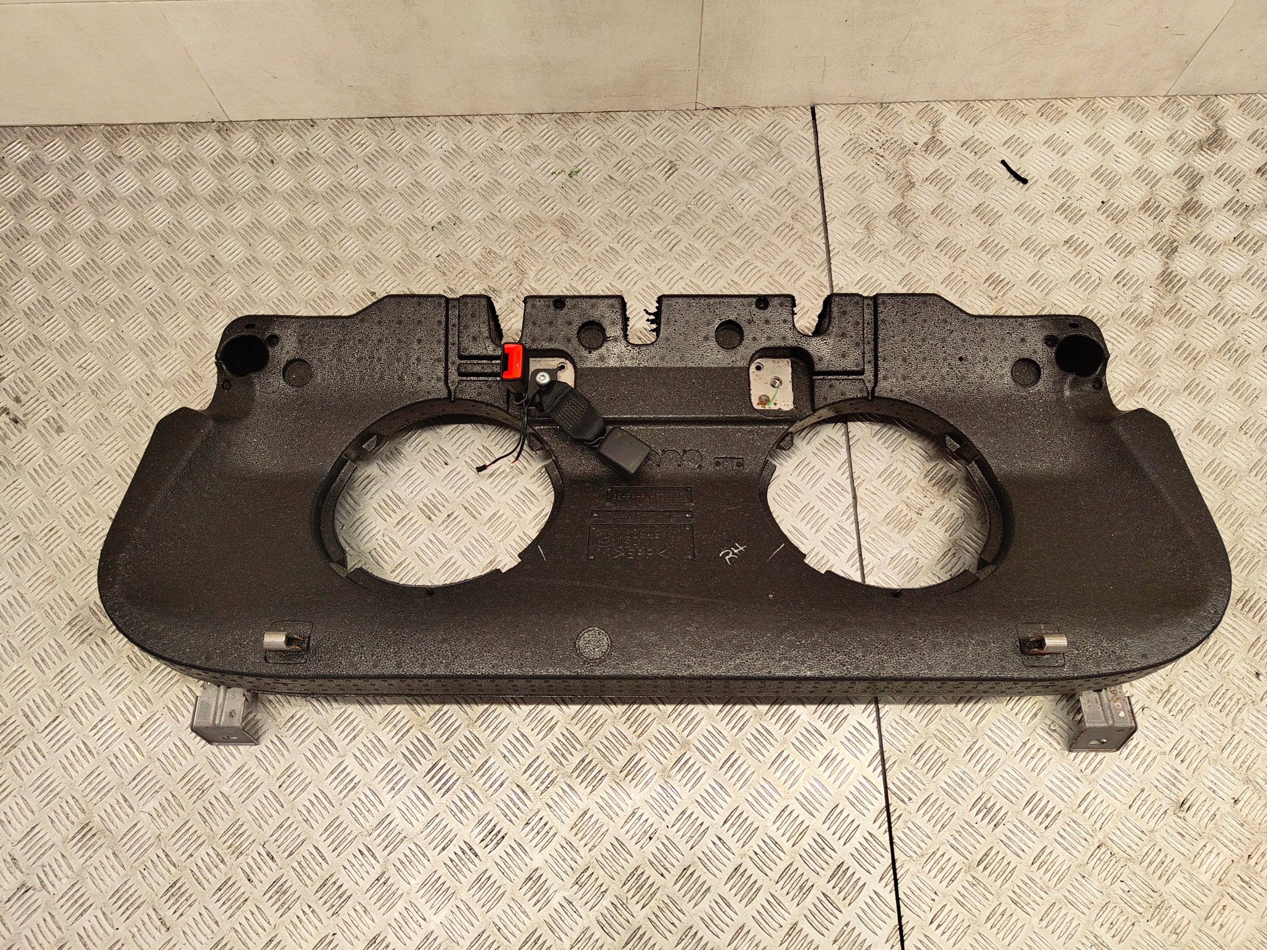 BMW X5 G05 Polystyren unter Sitz heck hinten 7444987