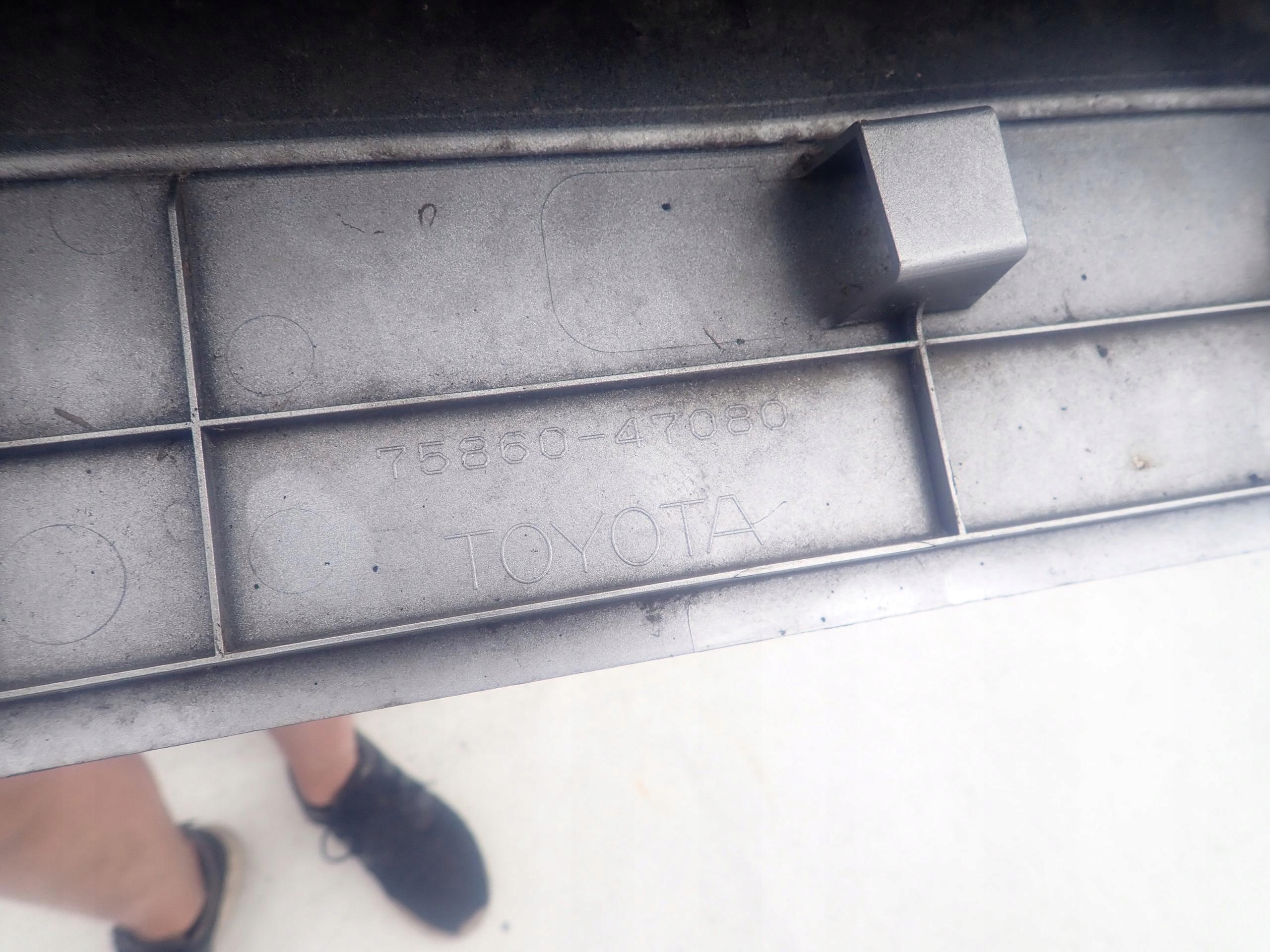 TOYOTA PRIUS PHV 15-> moulding threshold left