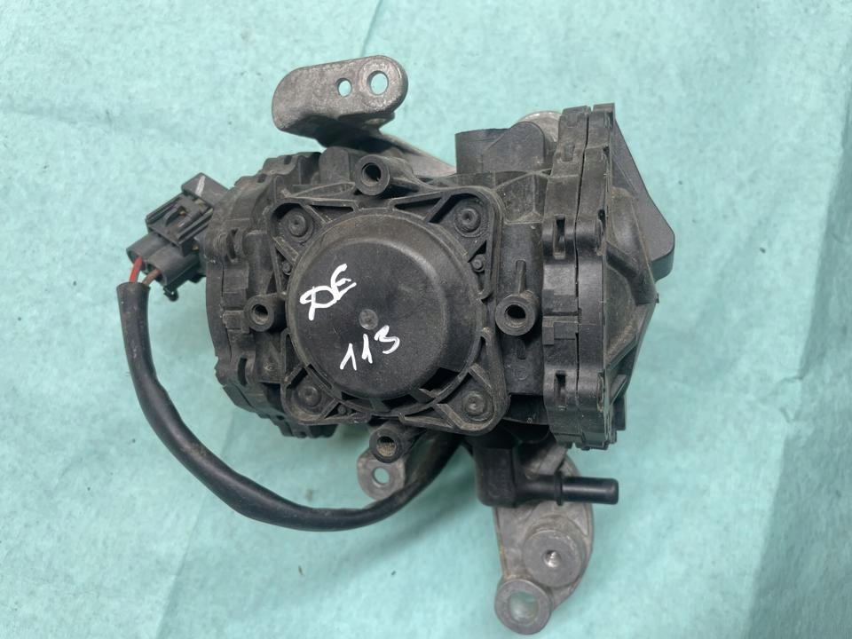 Ford OE dg98-2a451-AC вакуумный насос