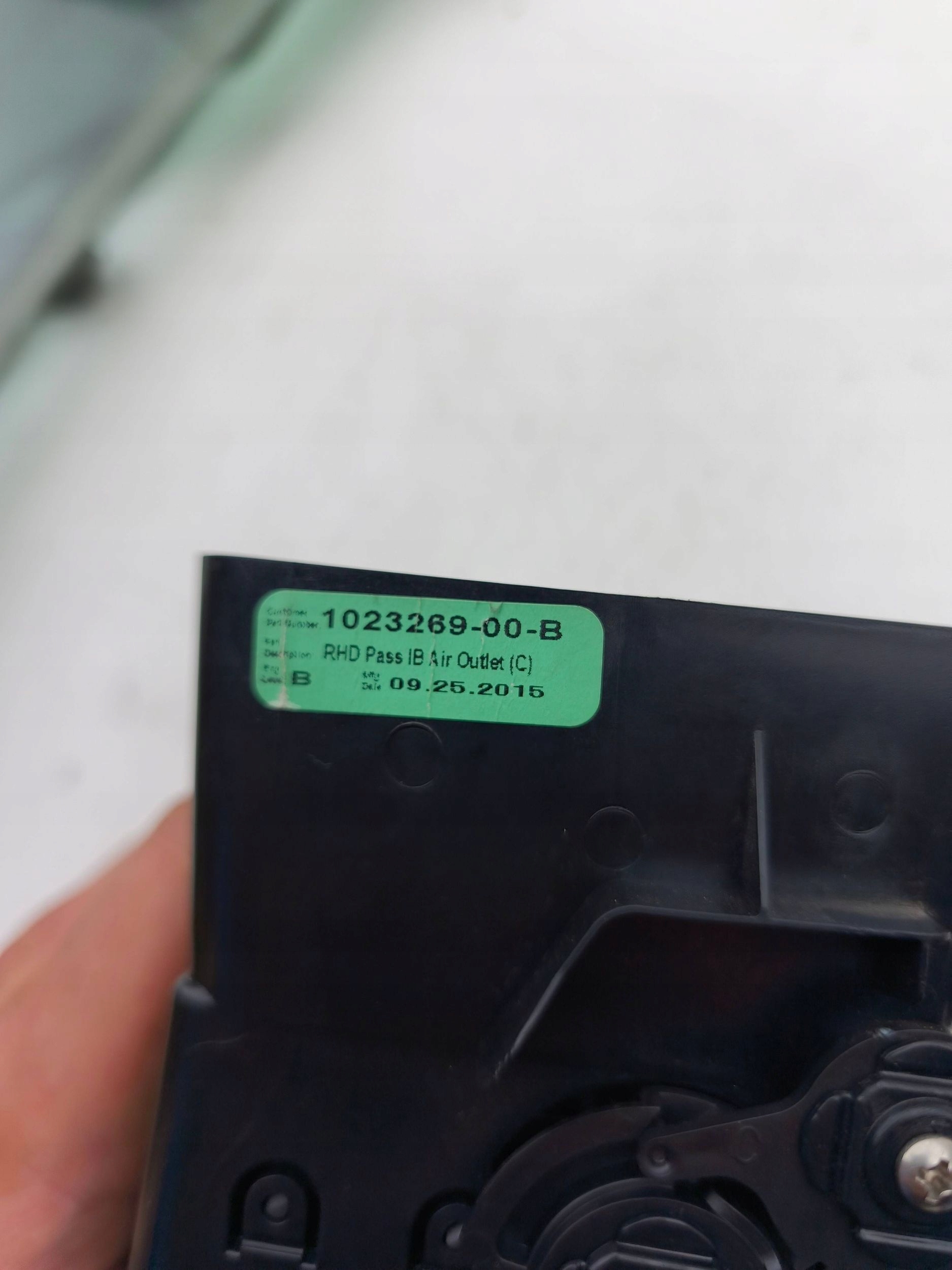 tesla MODEL S 2014 средняя потока воздуха