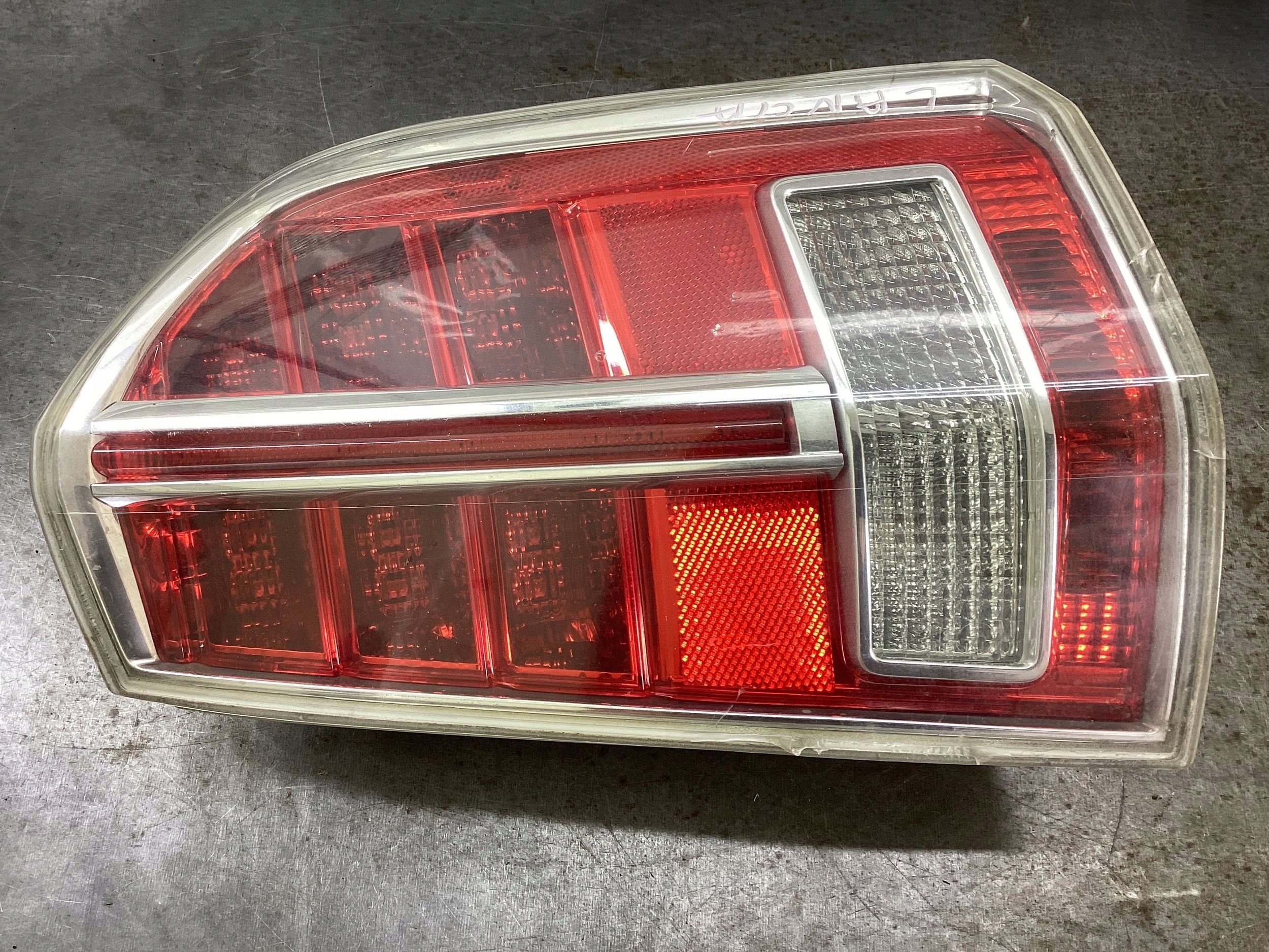 фонарь lancia THEMA 51128C