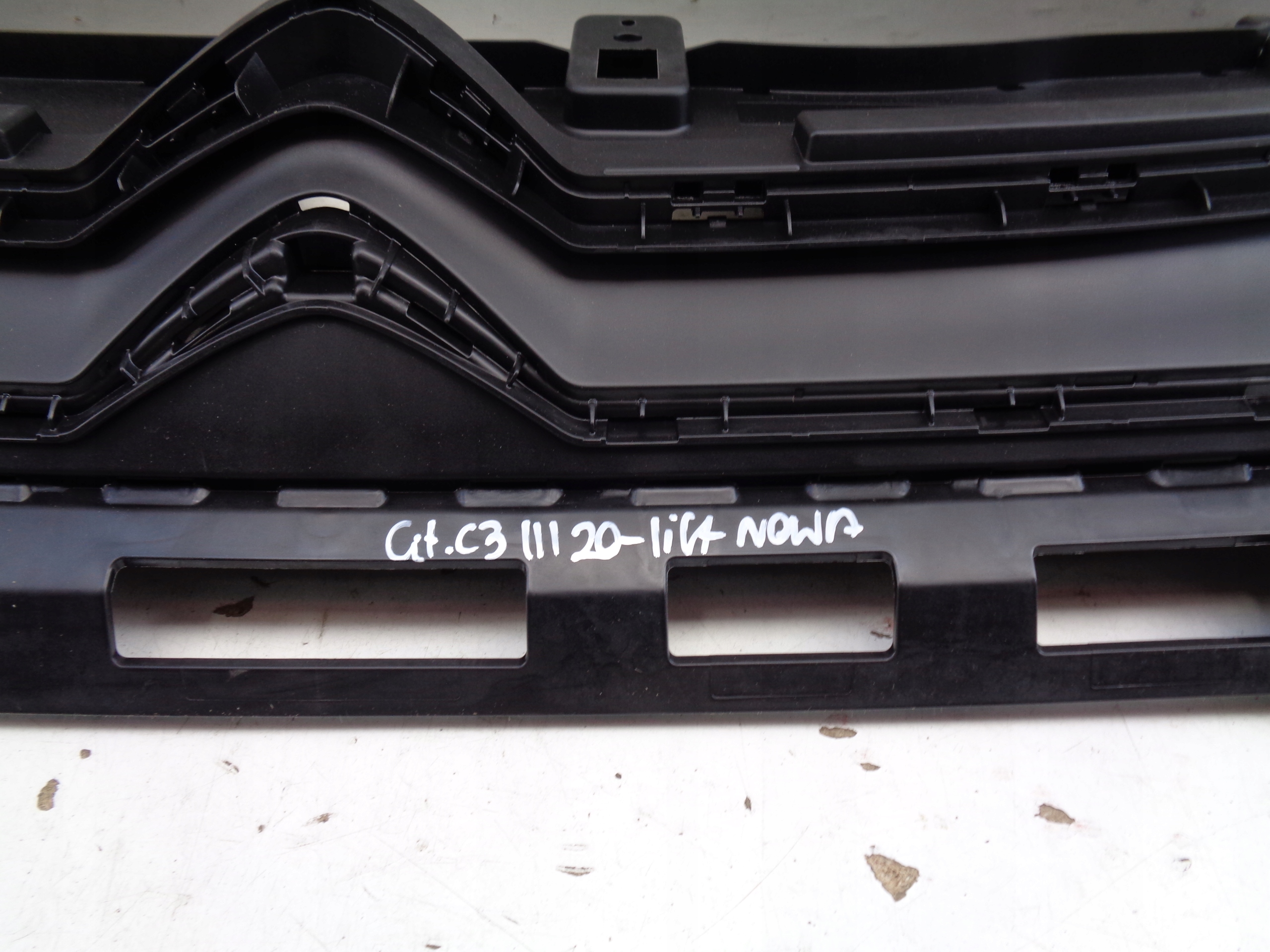 nová maska CITROEN C3 III 20- LIFT