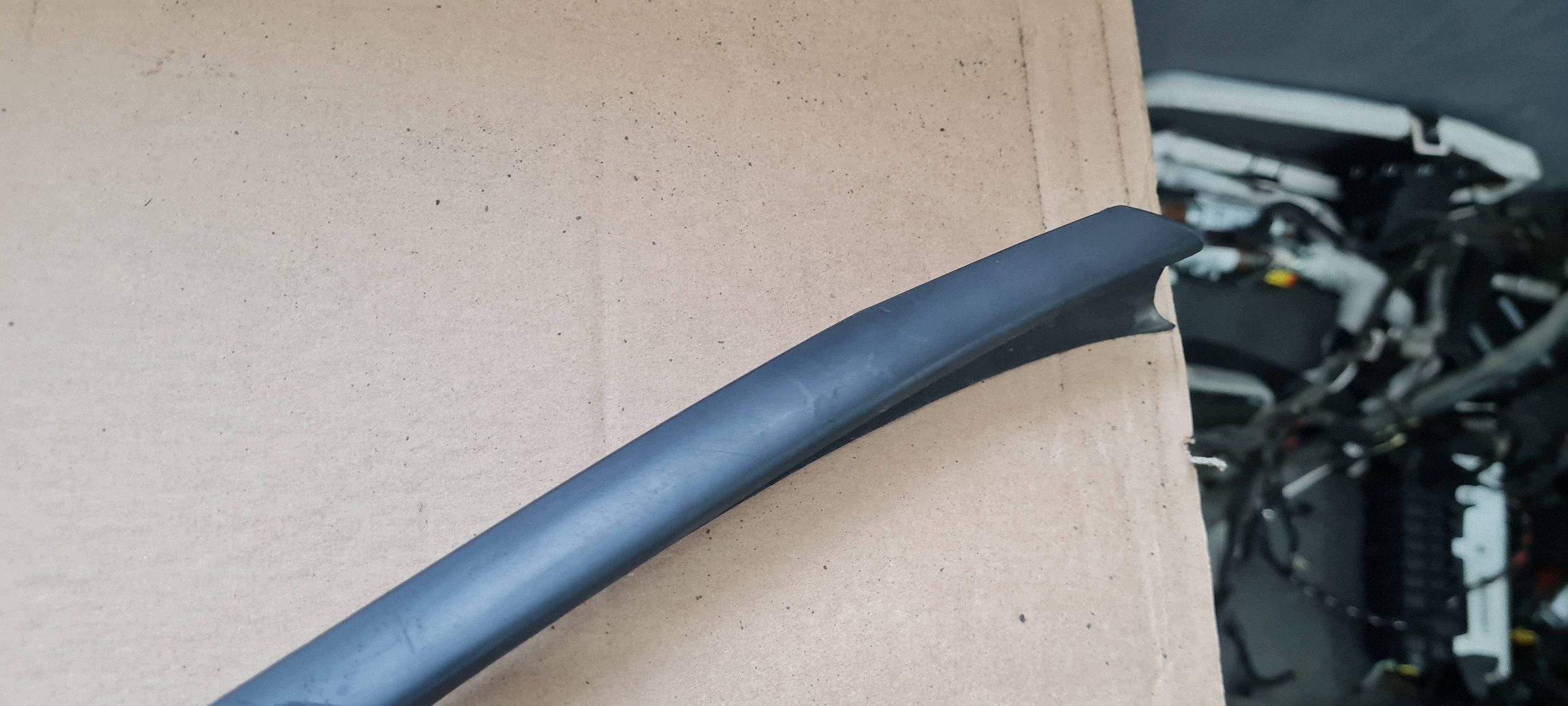 Q5 8R SQ5 moulding cover cap windows CZOLOWEJ left left front 8R0854327A