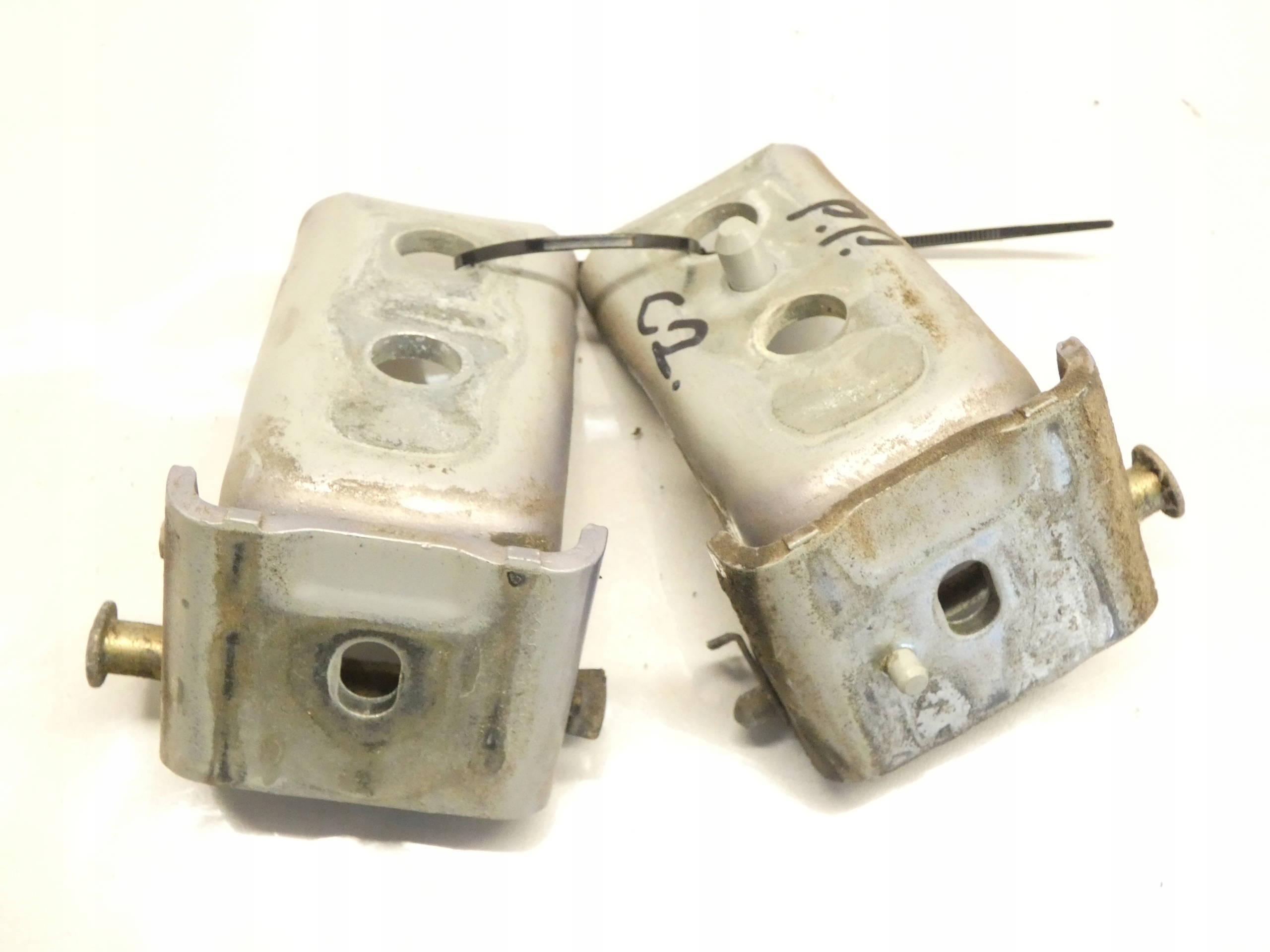 hinge door right front CITROEN C2 03-09 KNAC KOMPLET 2X GORA DOL