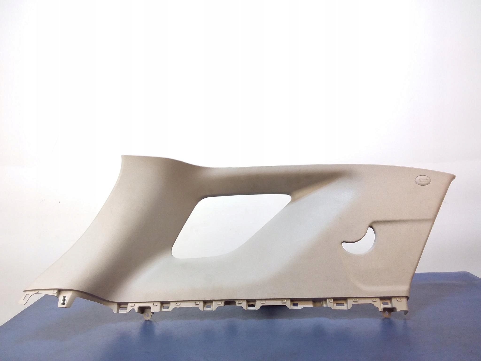 SSANGYONG TIVOLI XLV КРИШКА СТІЙКИ ЗАДНІЙ ЛІВИЙ