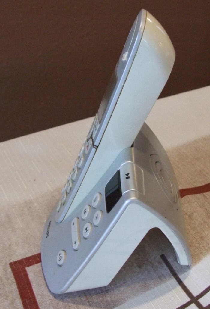 Telefon Philips CD445 bez zasilacza EAN (GTIN) 3717107623