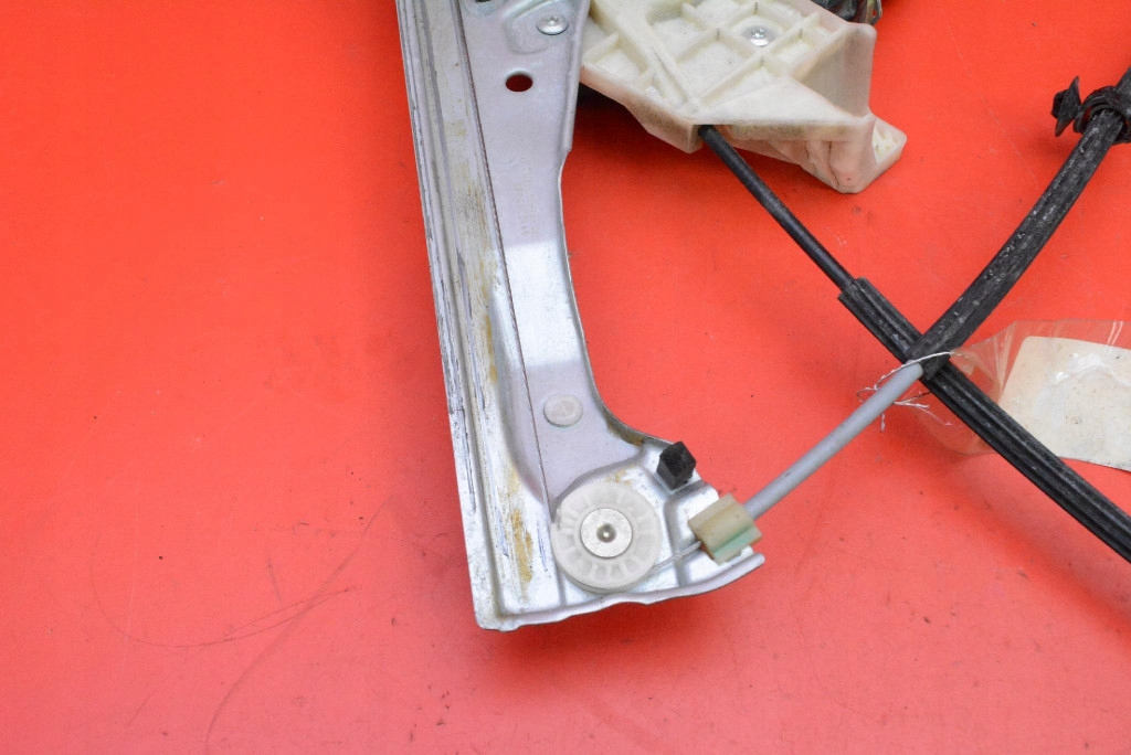 window regulator right front EU 9674252480 CITROEN C4 CACTUS 1 and 14-17