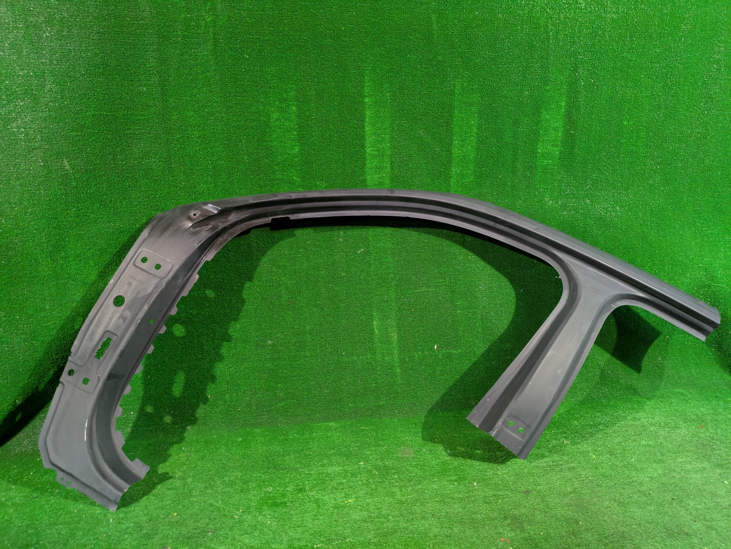 threshold pillar left VOLVO XC40 17