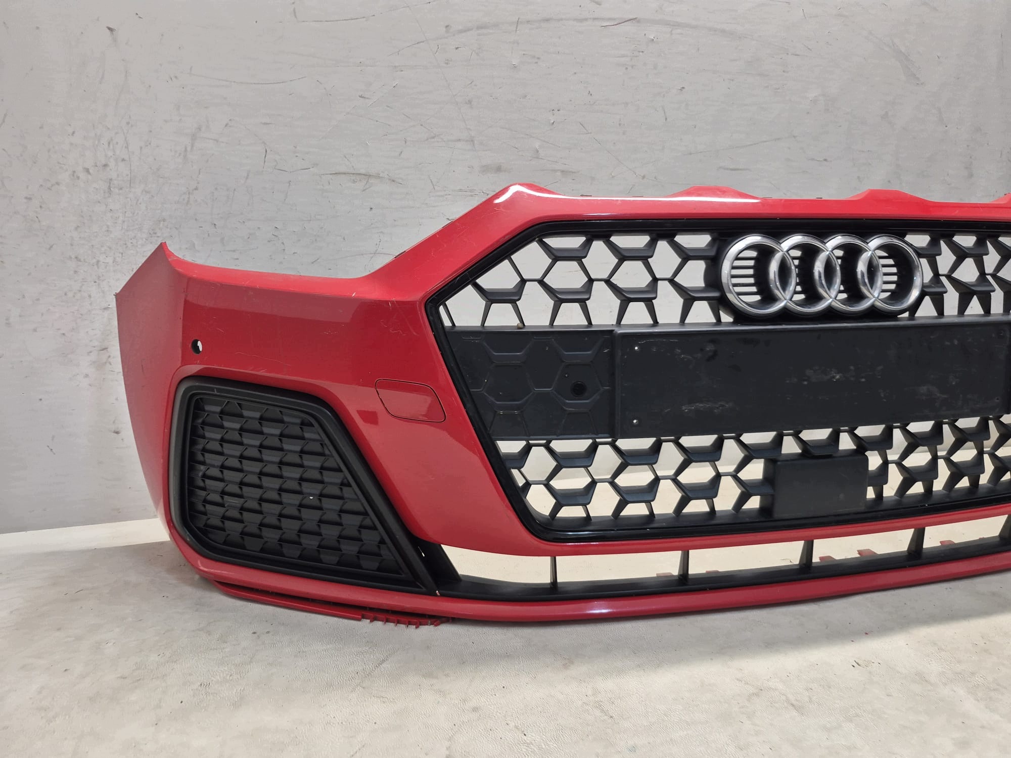 AUDI A1 II 82A 18- bumper front front 4XPDC 82A807437A