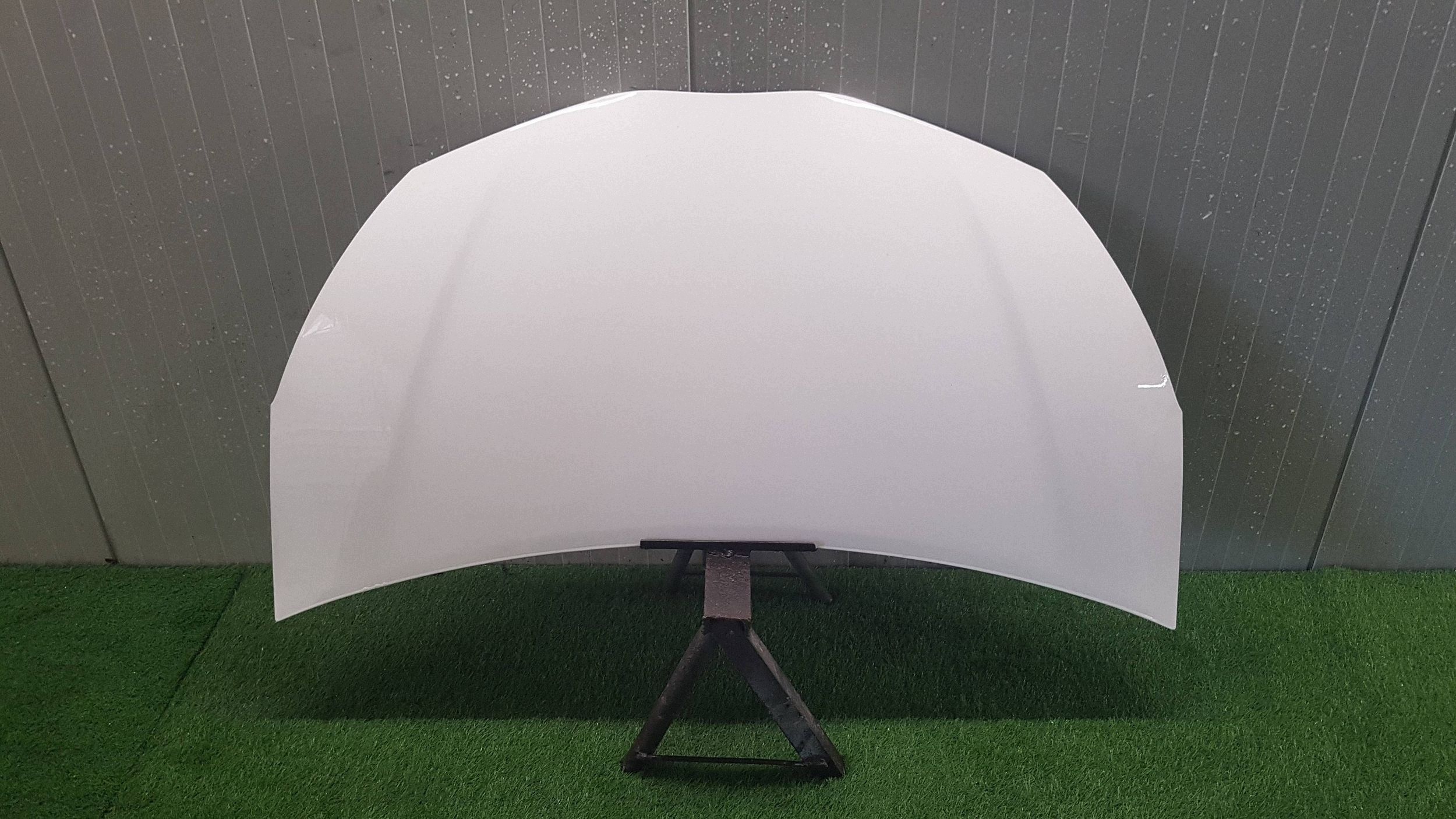 cofano TOYOTA YARIS III 11-20 LAK 068