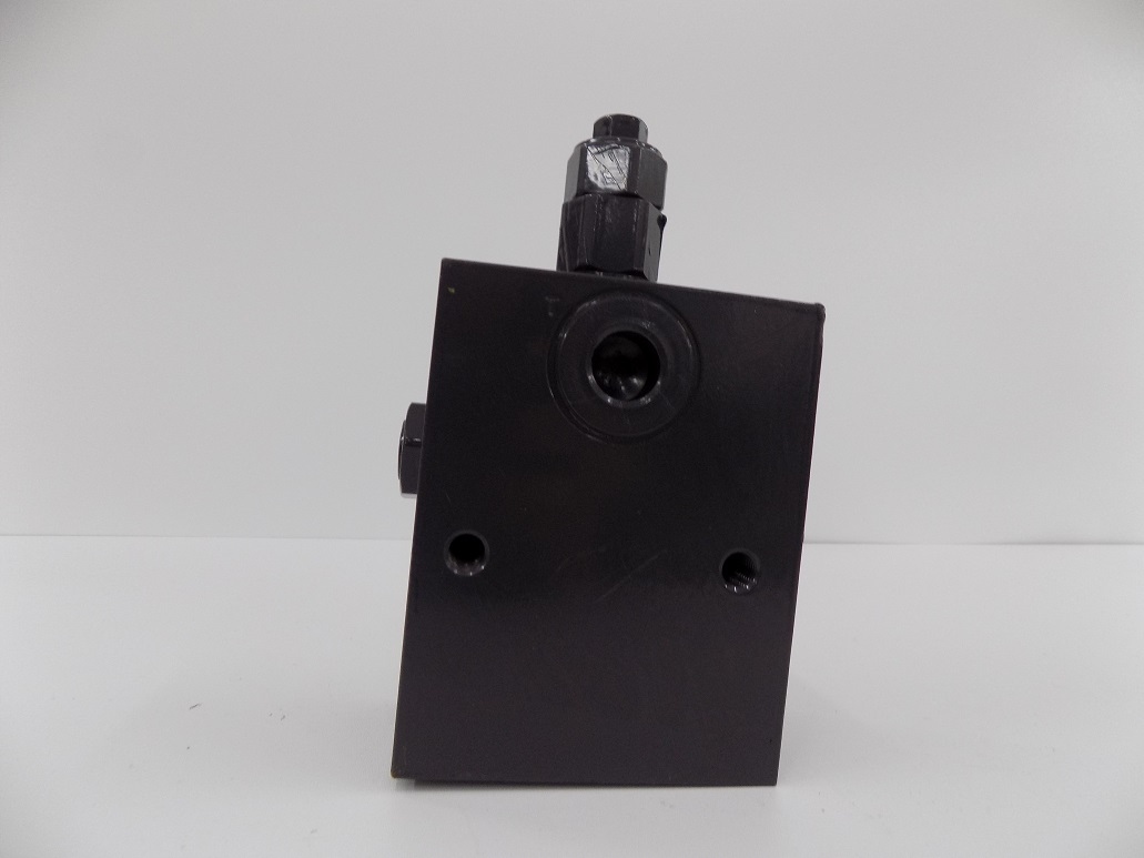 KHJ10410 - НОВИЙ ЧОХОЛ IH CX130B / CX250B РОЗДІЛ ЗАМОК КЛАПАНА